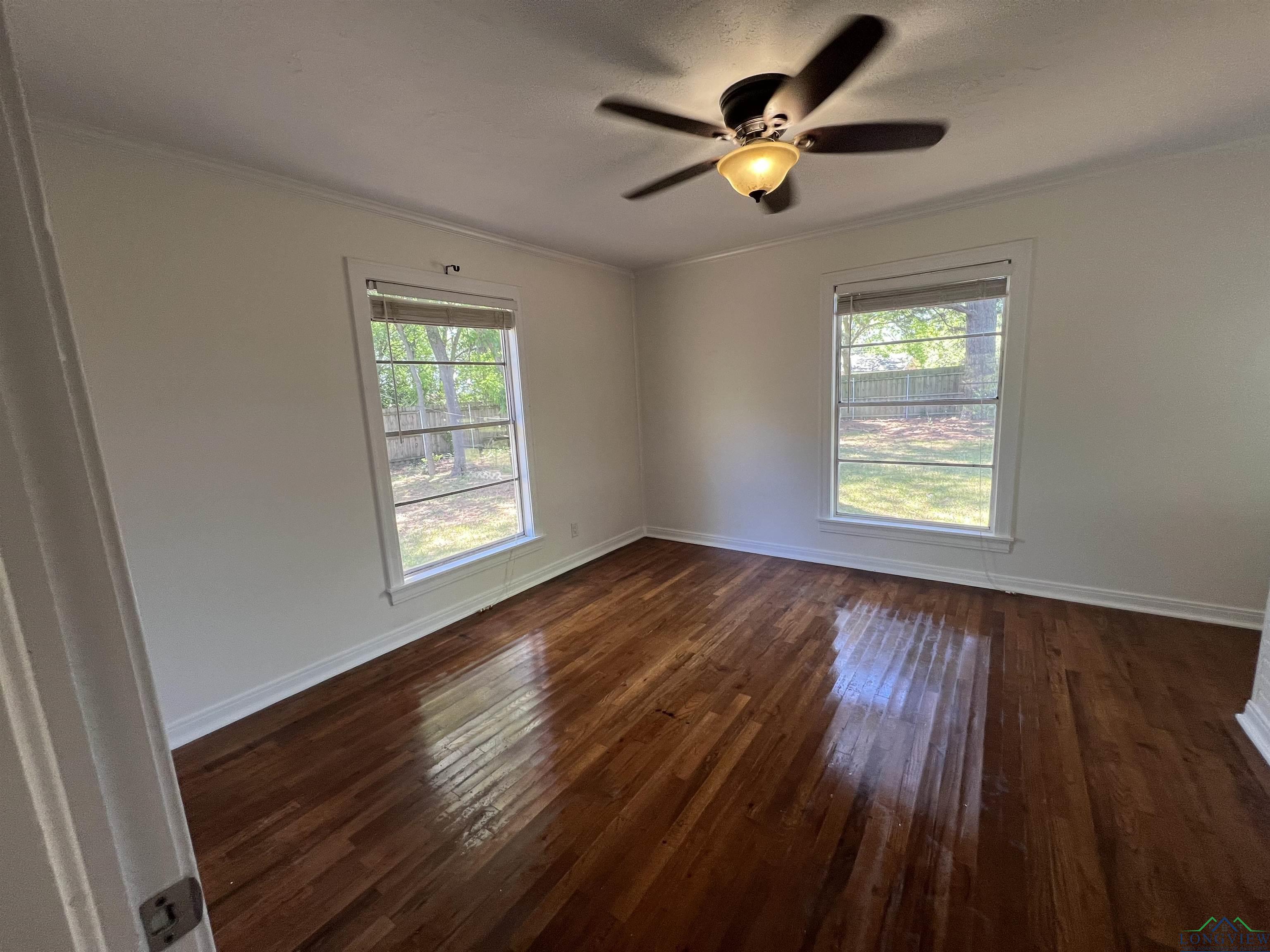 1107 Hackberry Ave, Gladewater, Texas image 6