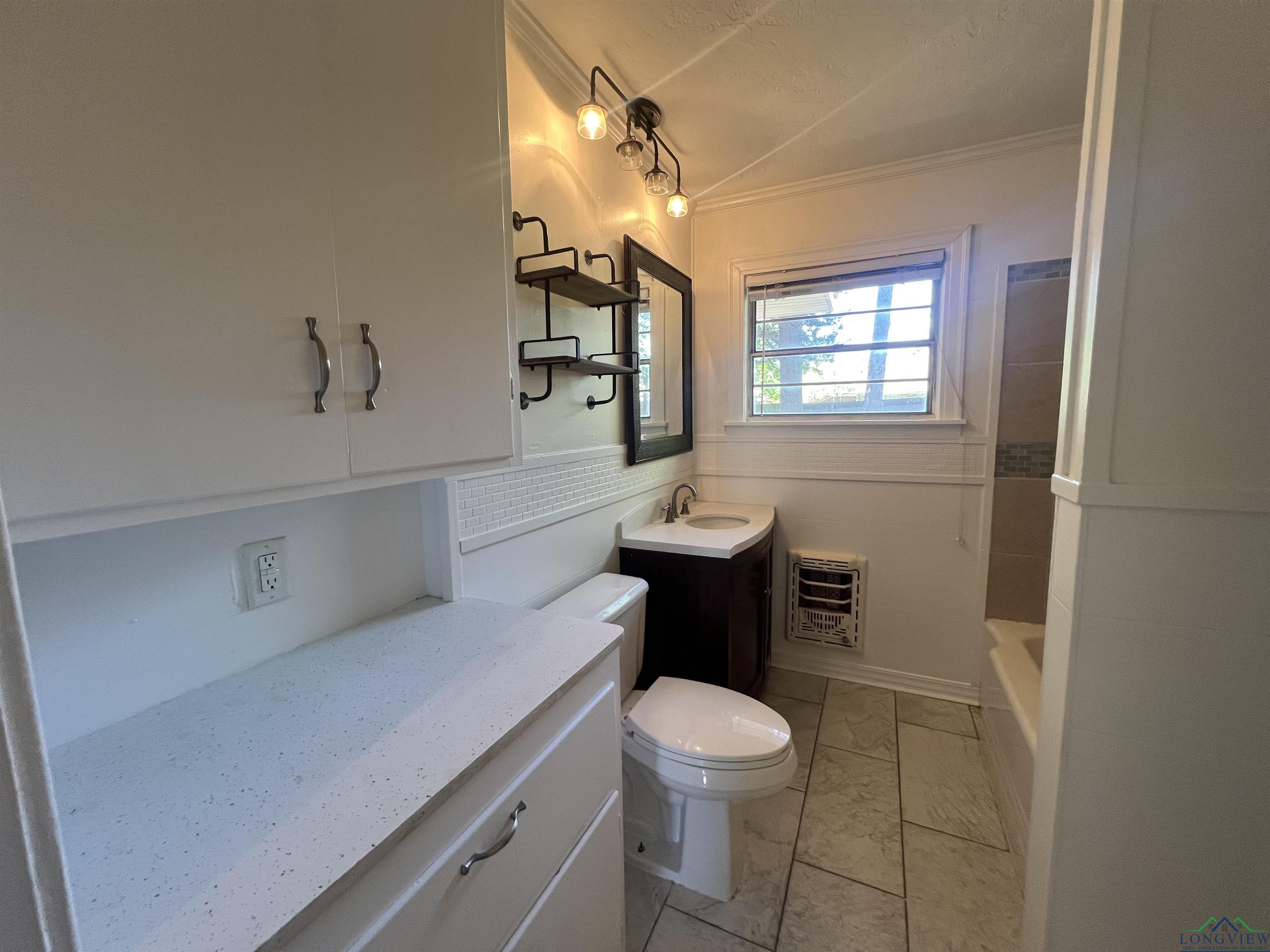 1107 Hackberry Ave, Gladewater, Texas image 20