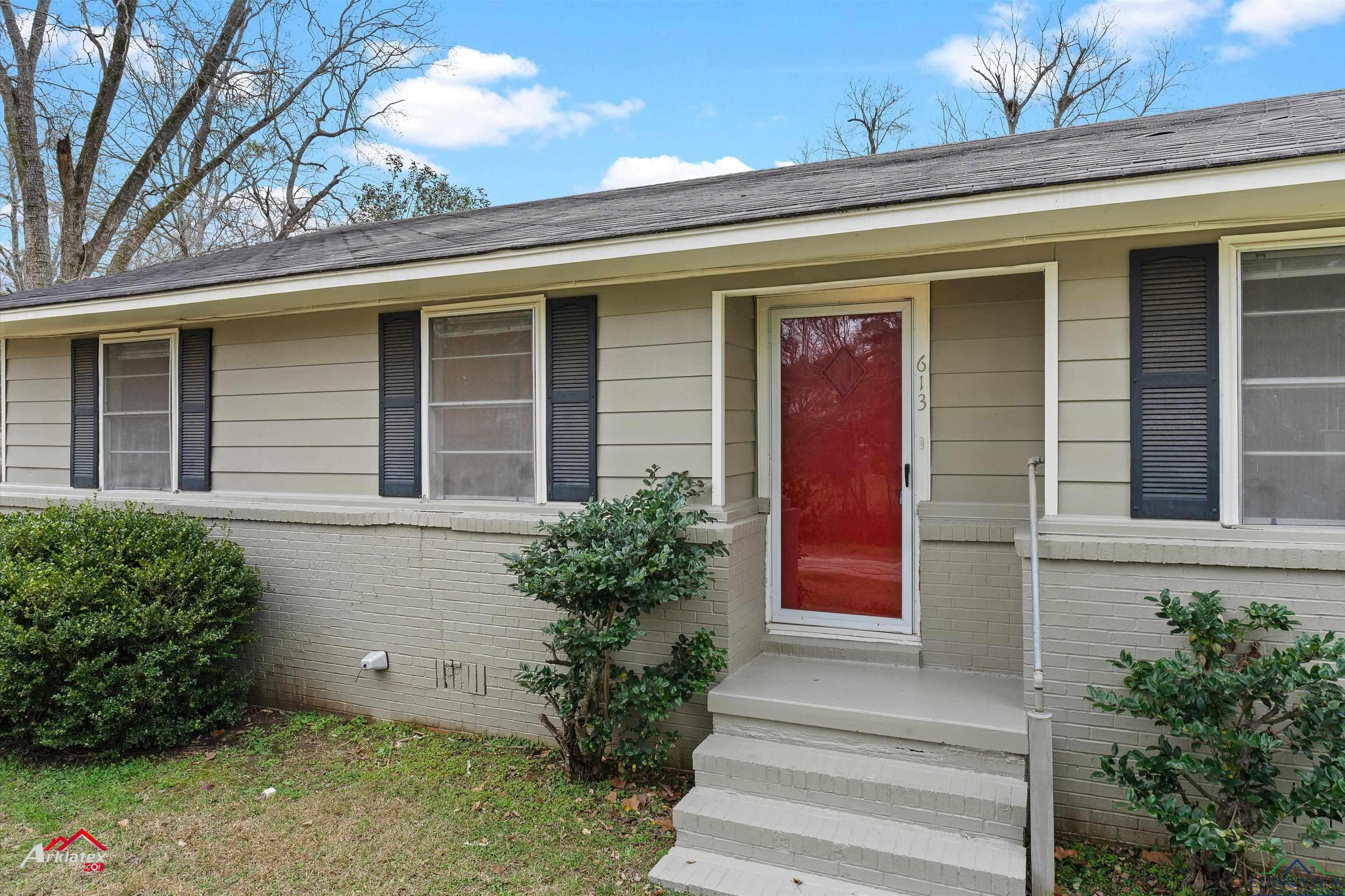 613 W Beverly Dr, Carthage, Texas image 6