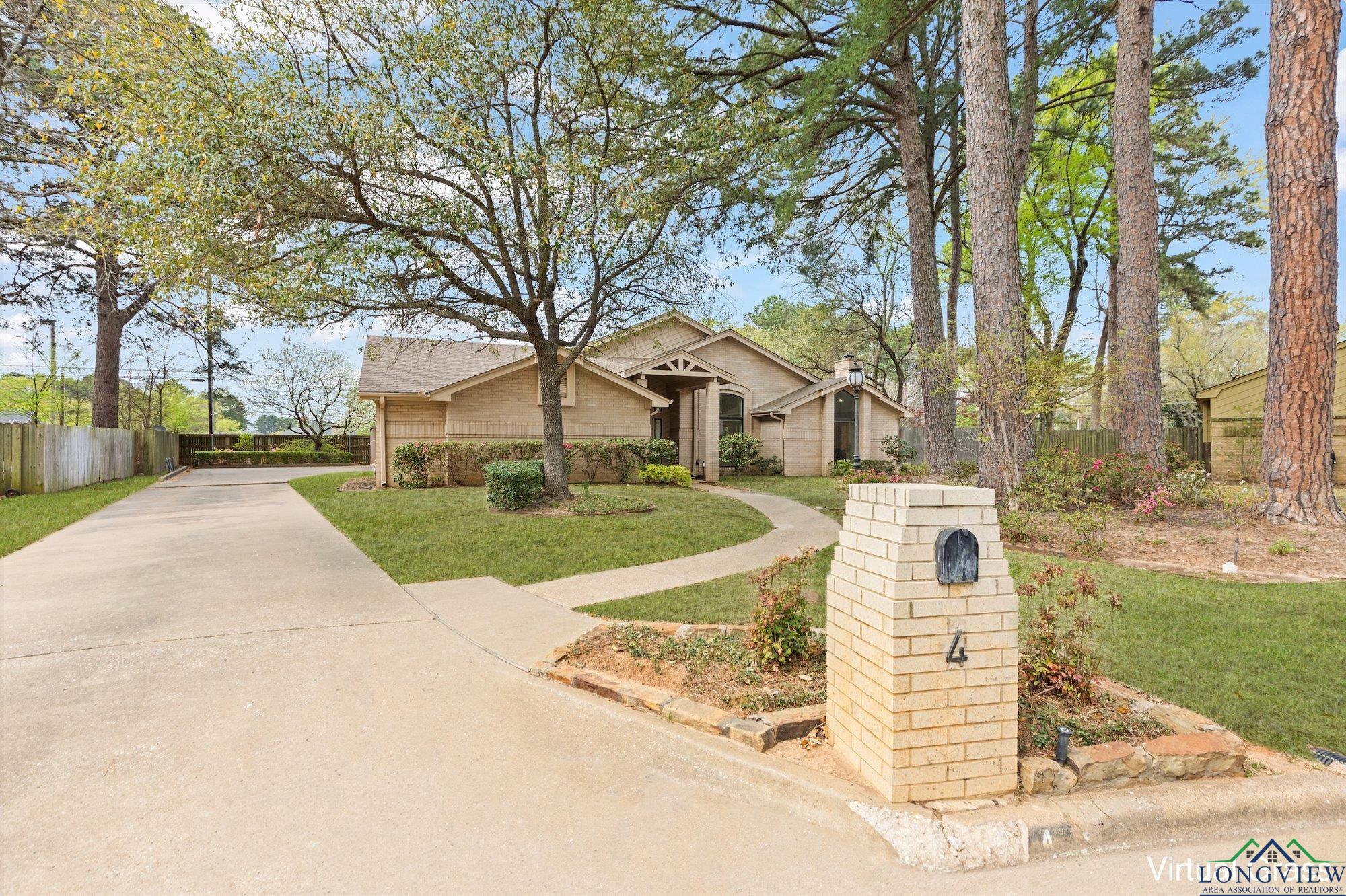4 N Stonegate Ct, Longview, Texas image 2