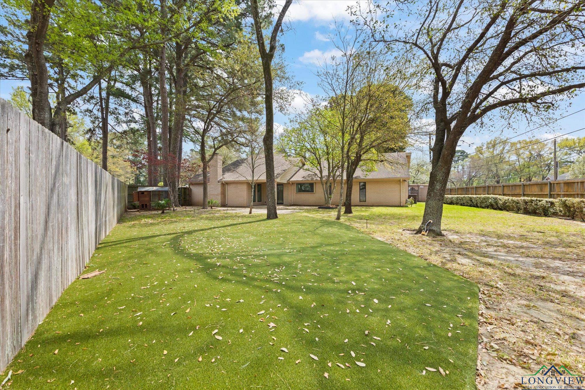 4 N Stonegate Ct, Longview, Texas image 38