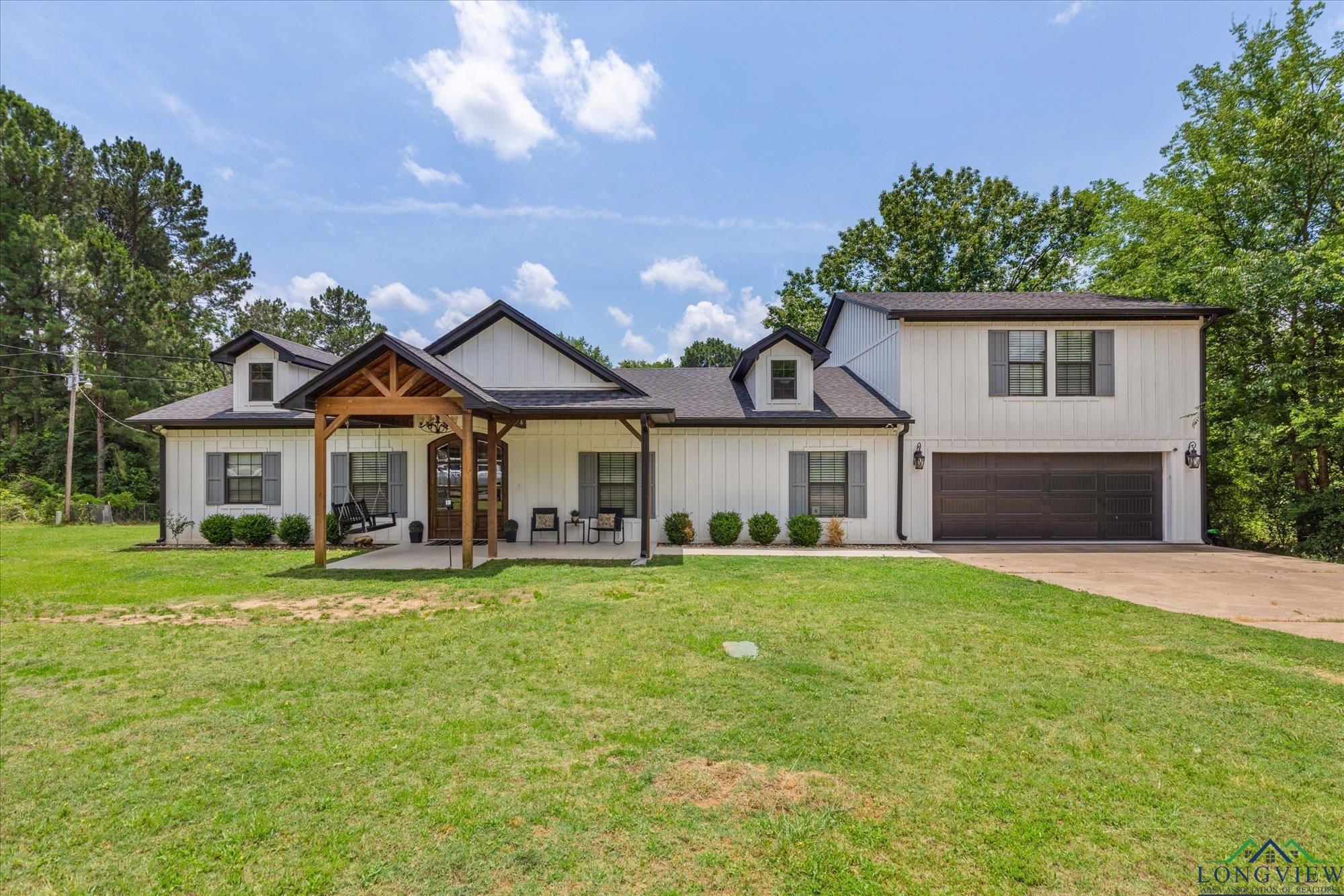 223 Circle Ridge Drive, Gilmer, Texas image 1
