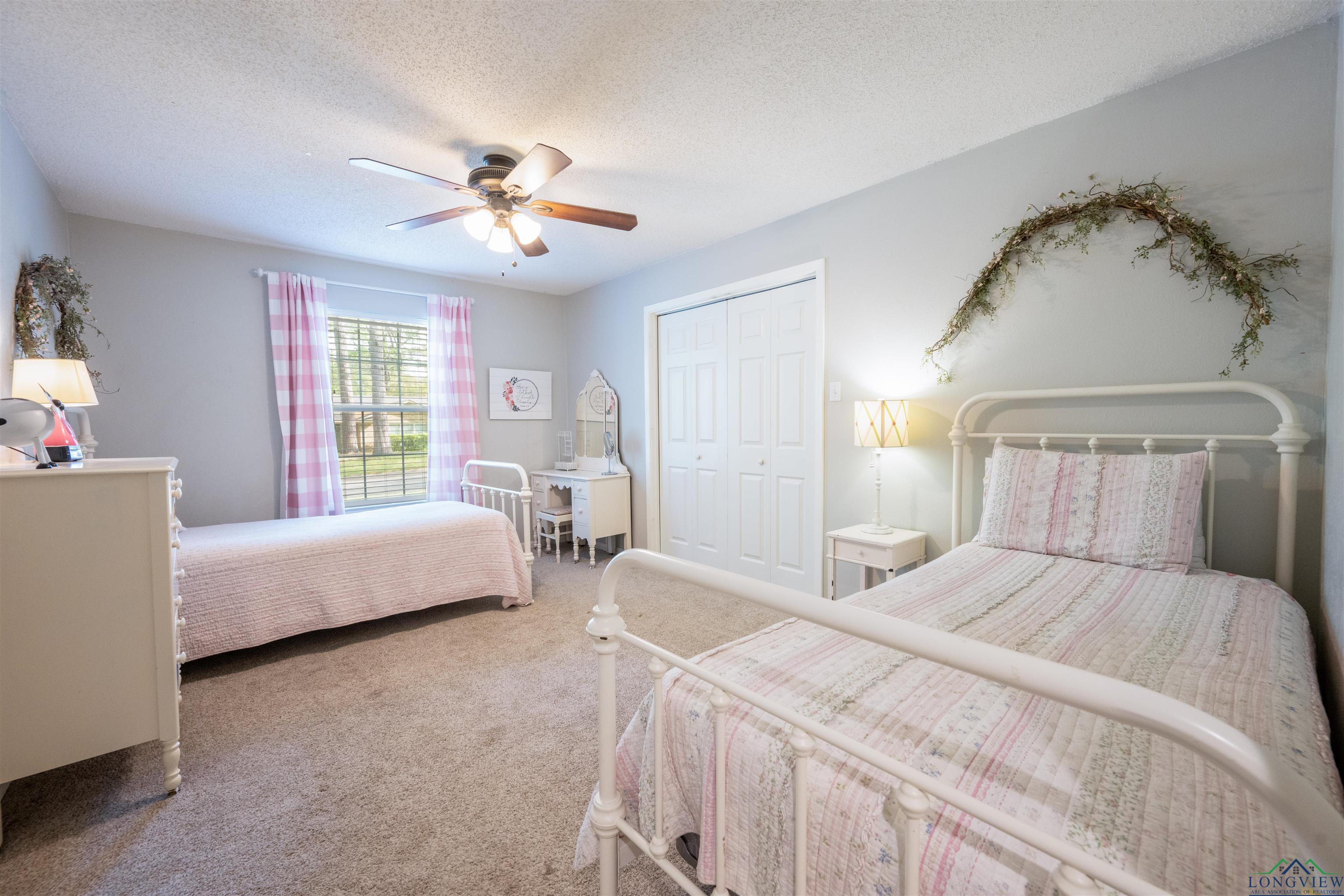 608 Berkshire Dr, Longview, Texas image 11