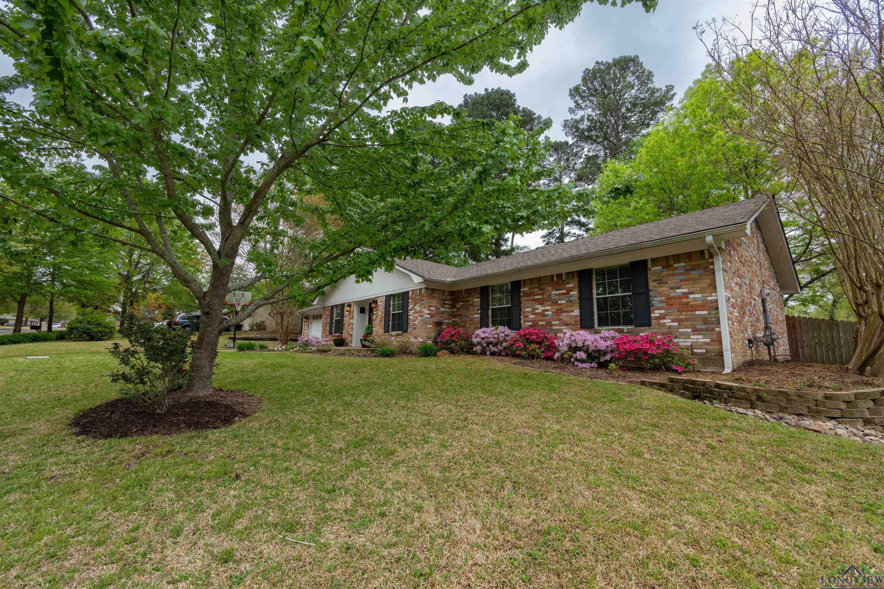 608 Berkshire Dr, Longview, Texas image 24