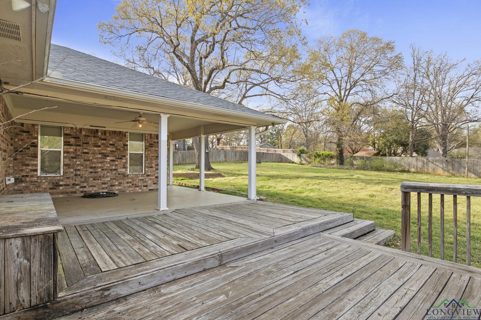 1007 Forest Hills Dr, Gladewater, Texas image 39