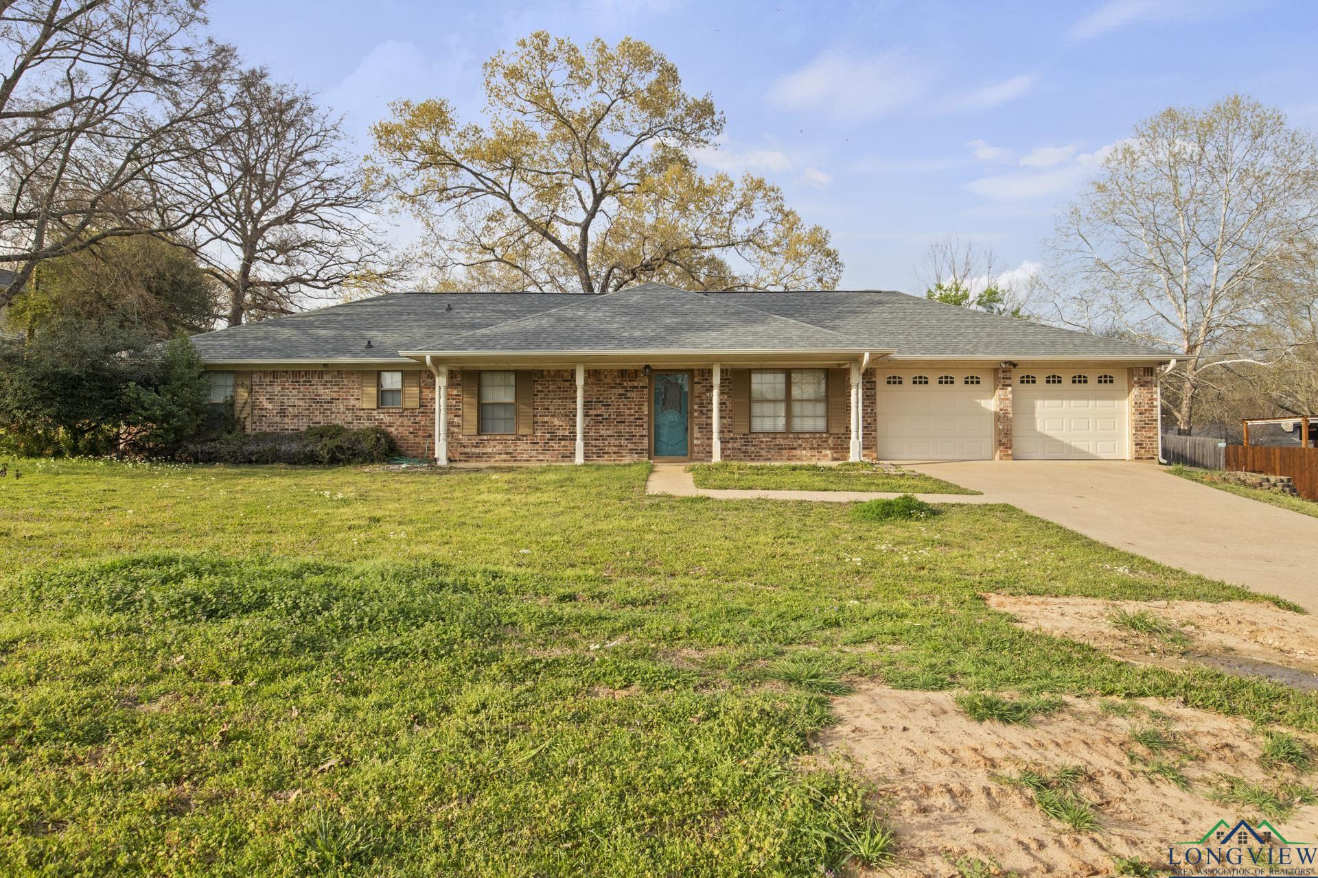 1007 Forest Hills Dr, Gladewater, Texas image 2