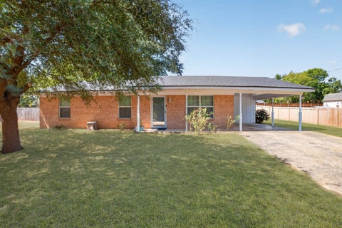 Homes For Sale - 7 Victor Dr<br/> Longview, TX 75601
