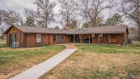 A home in White Oak