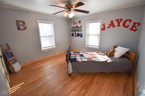 A home in Overton