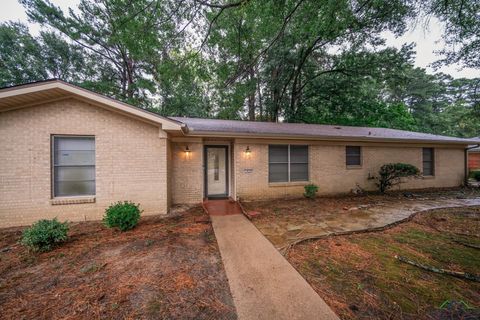 A home in Longview