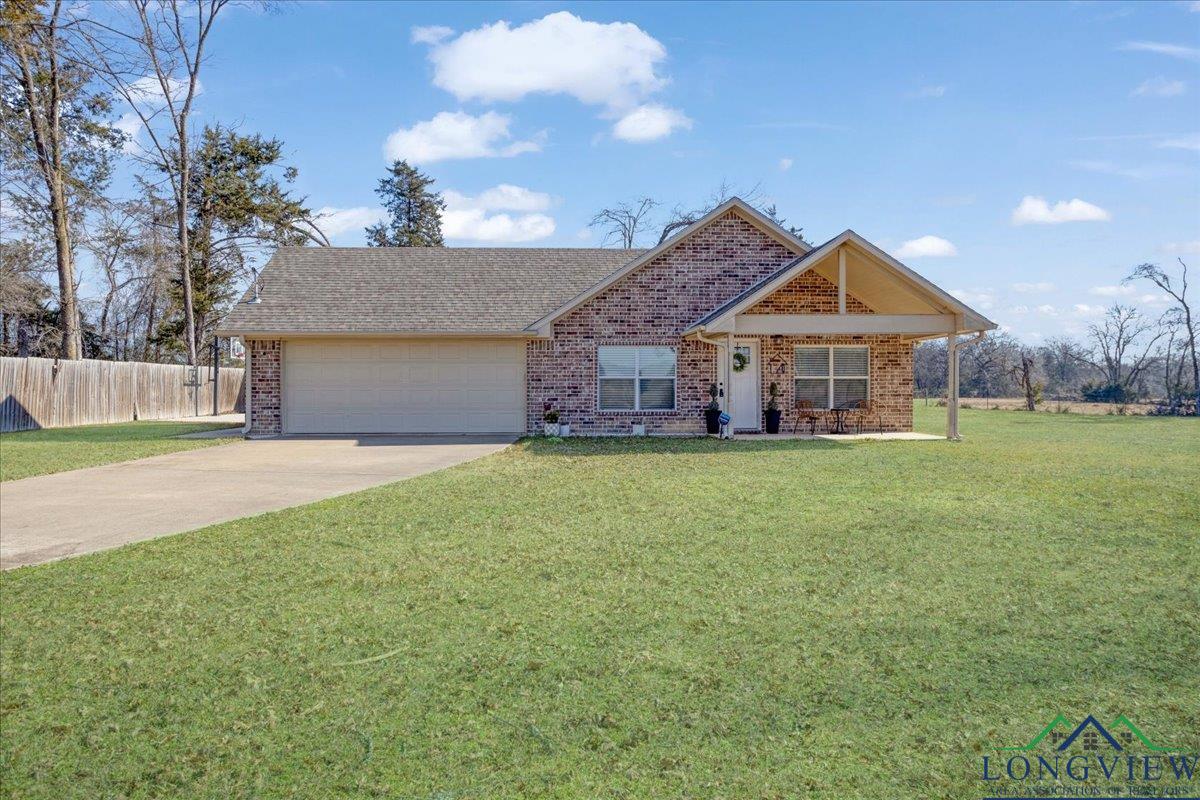 975 Cr 4240, Mount Pleasant, Texas image 1