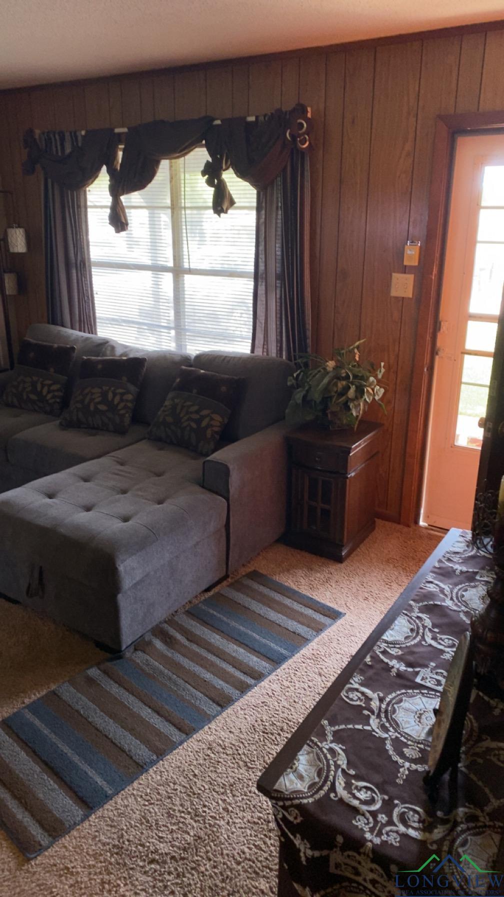610 Houston St, Atlanta, Texas image 2