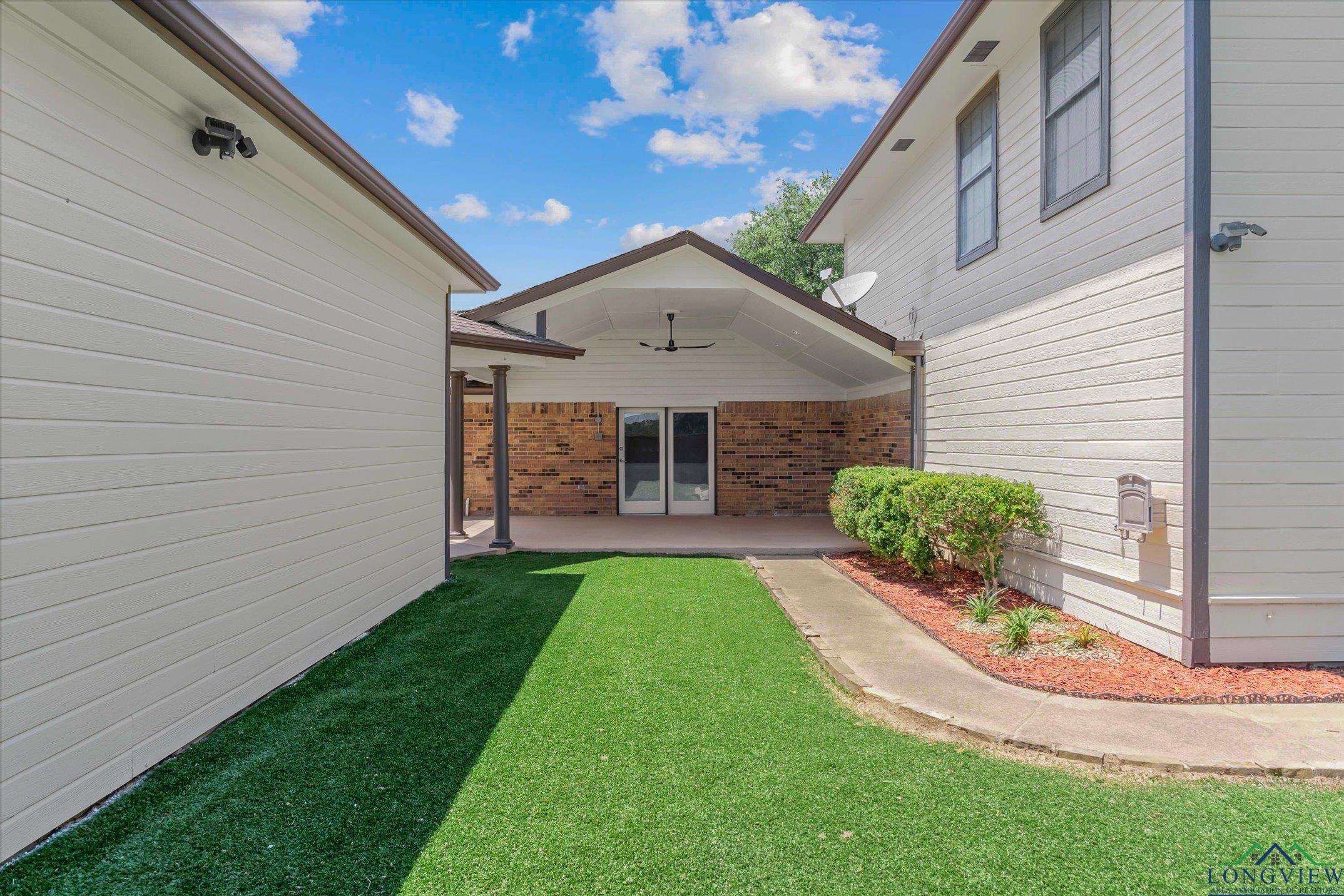 302 Erwin St, Edgewood, Texas image 4