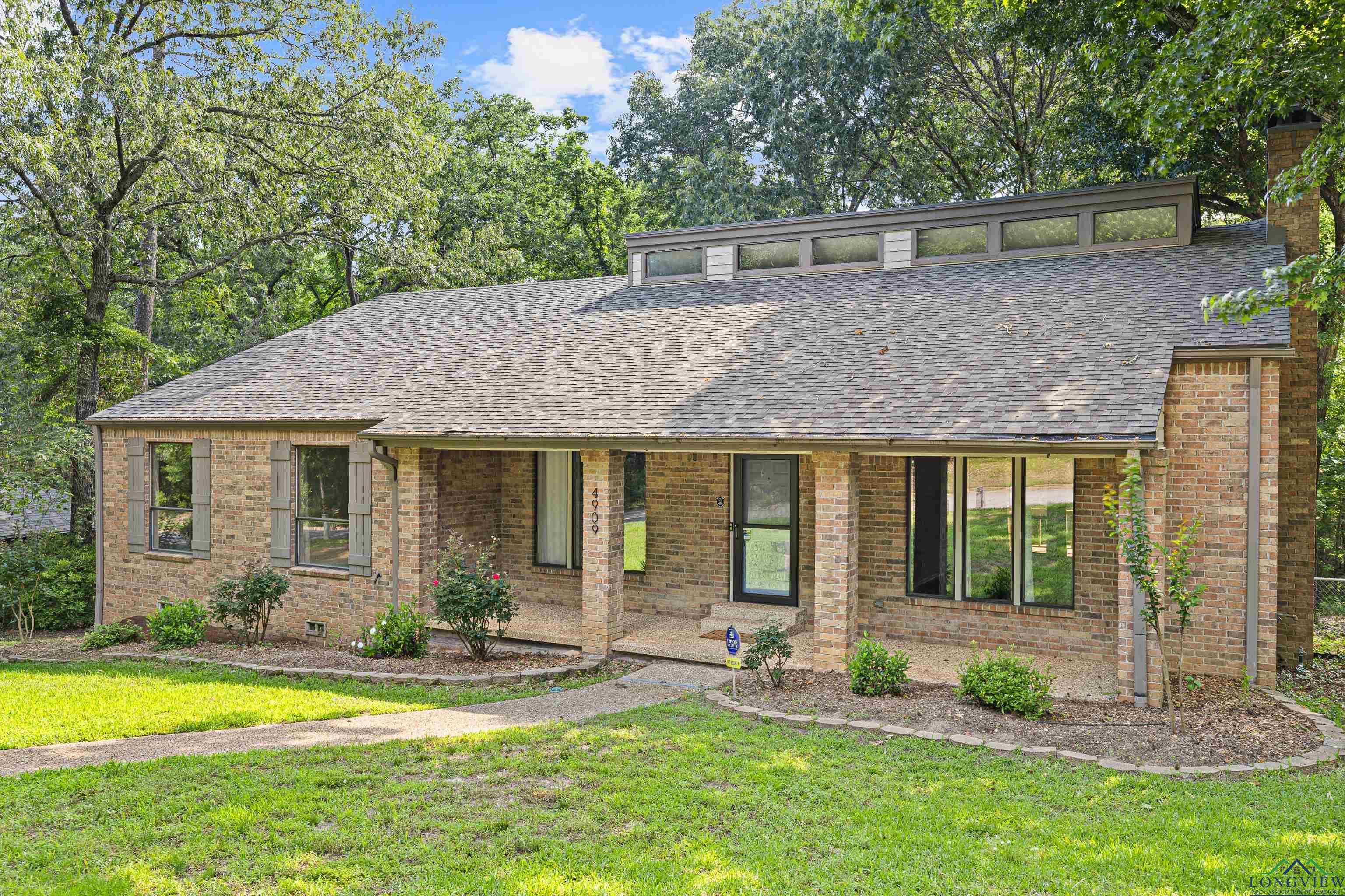 4909 Kirkcaldey Dr, Tyler, Texas image 3