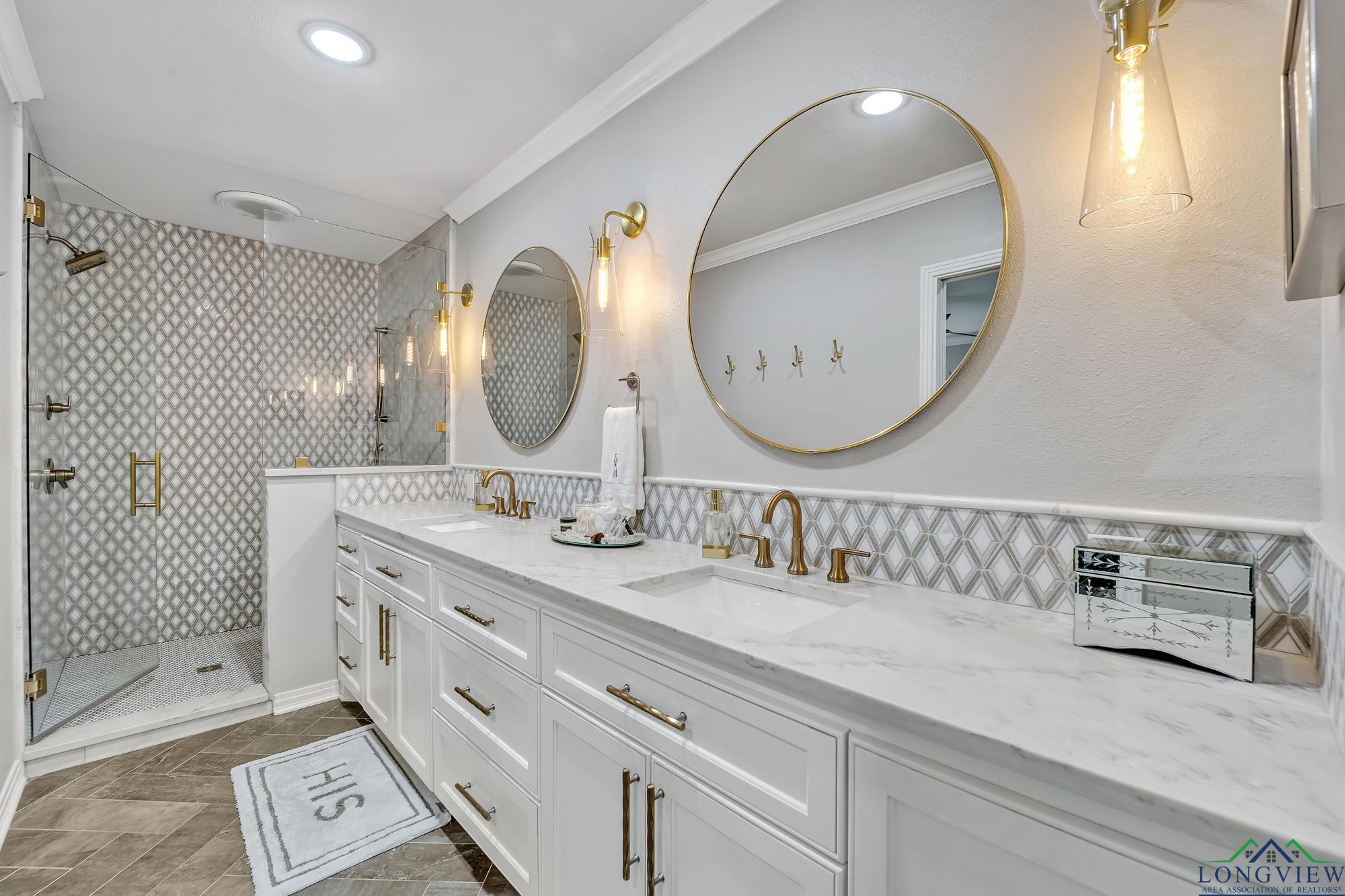 1215 Hillcrest Drive, Longview, Texas image 32