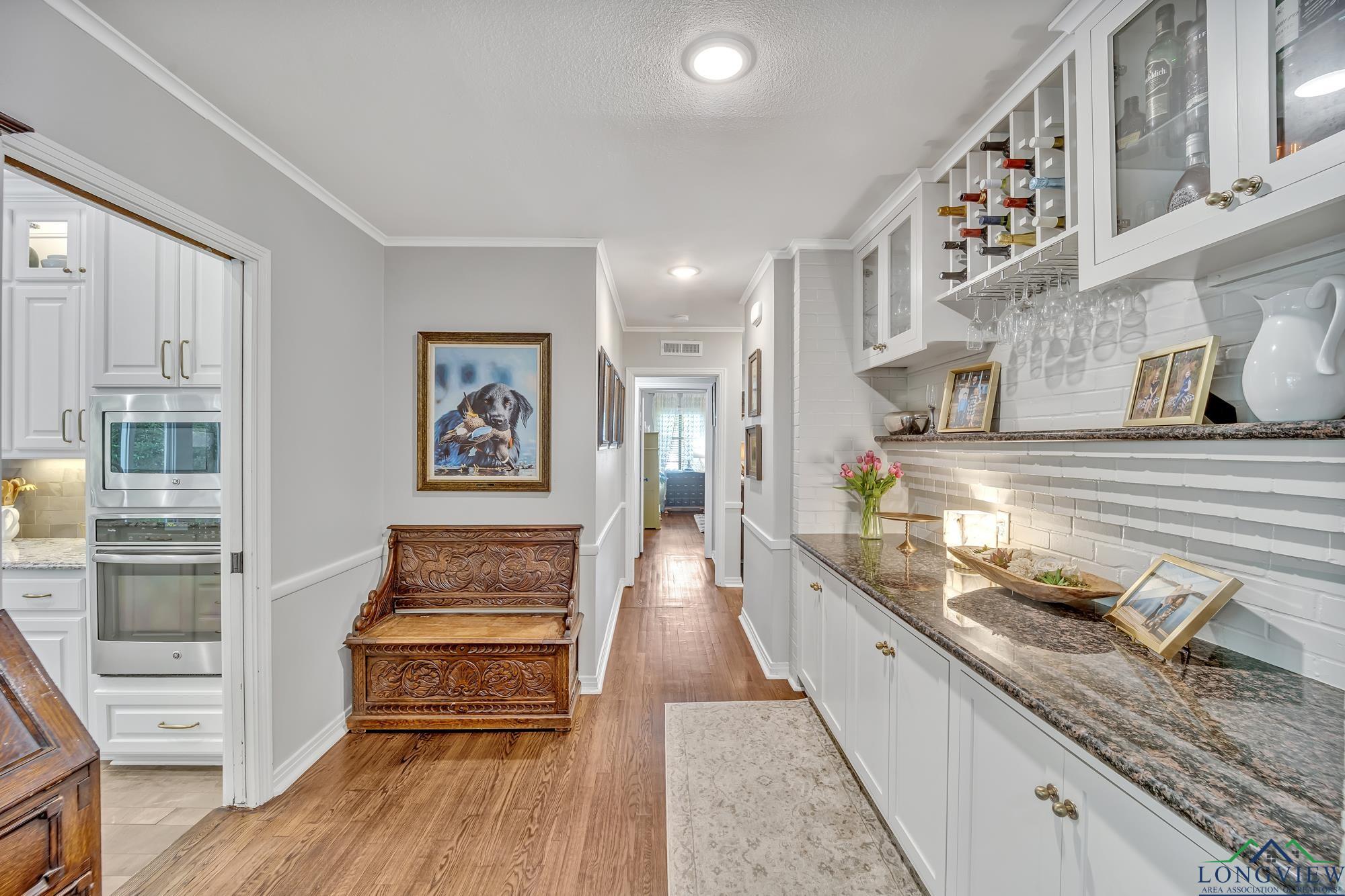 1215 Hillcrest Drive, Longview, Texas image 12