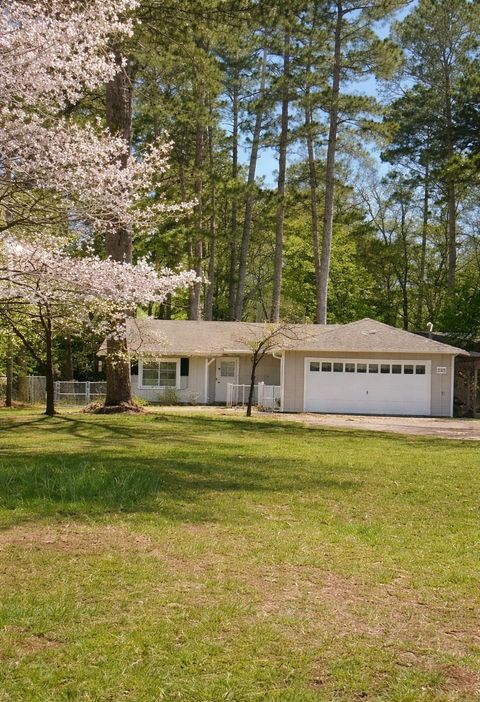 Homes For Sale - 205 Furrh Ave<br/> Harrison County, Marshall, TX 75672