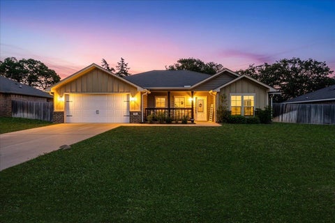 Homes For Sale - 393 Noah Lane<br/> Lindale, TX 75771