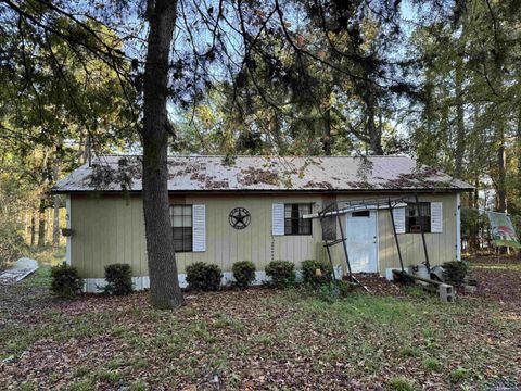 A home in Avinger