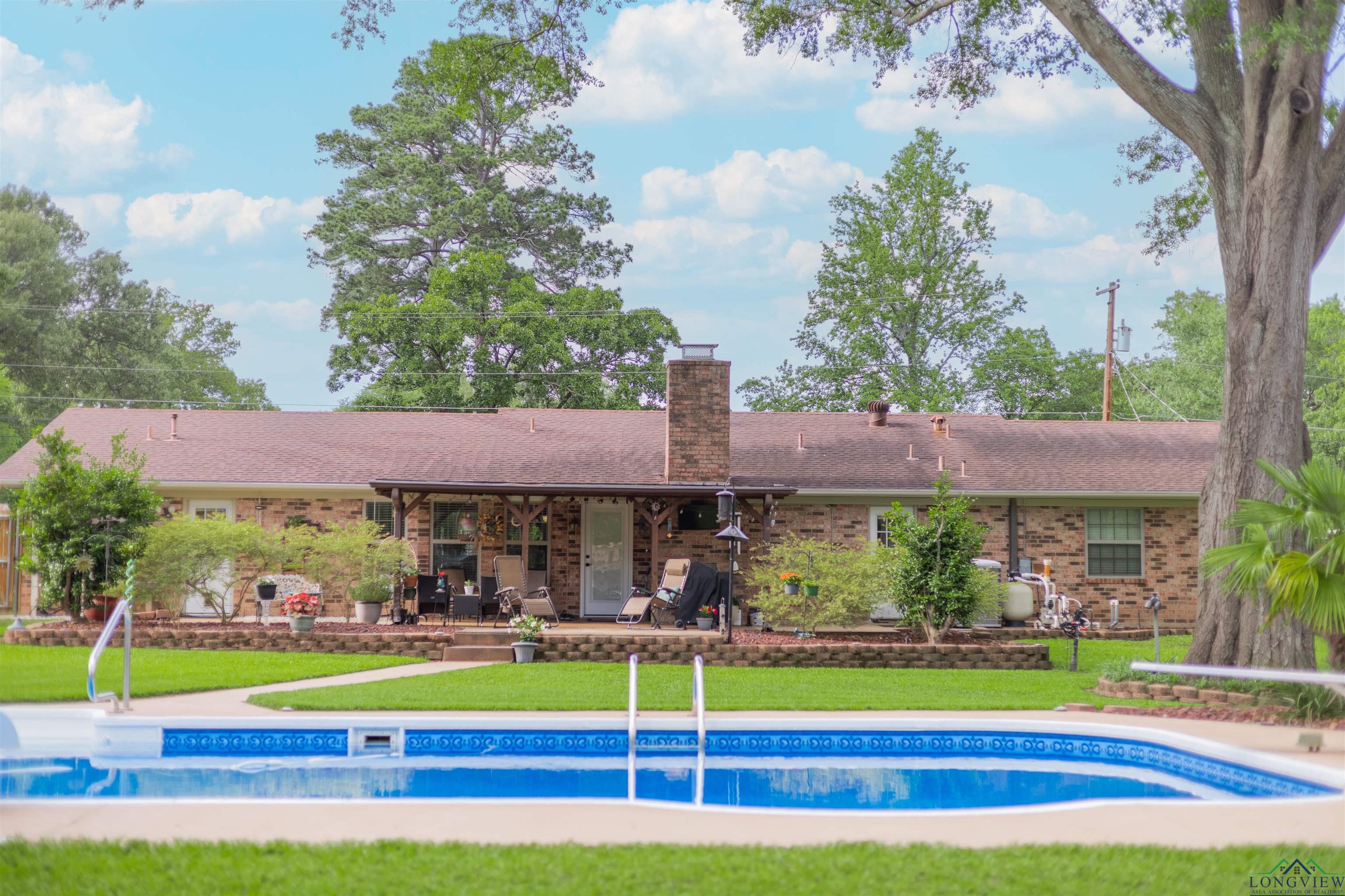 204 Vinewood Lane, Longview, Texas image 22