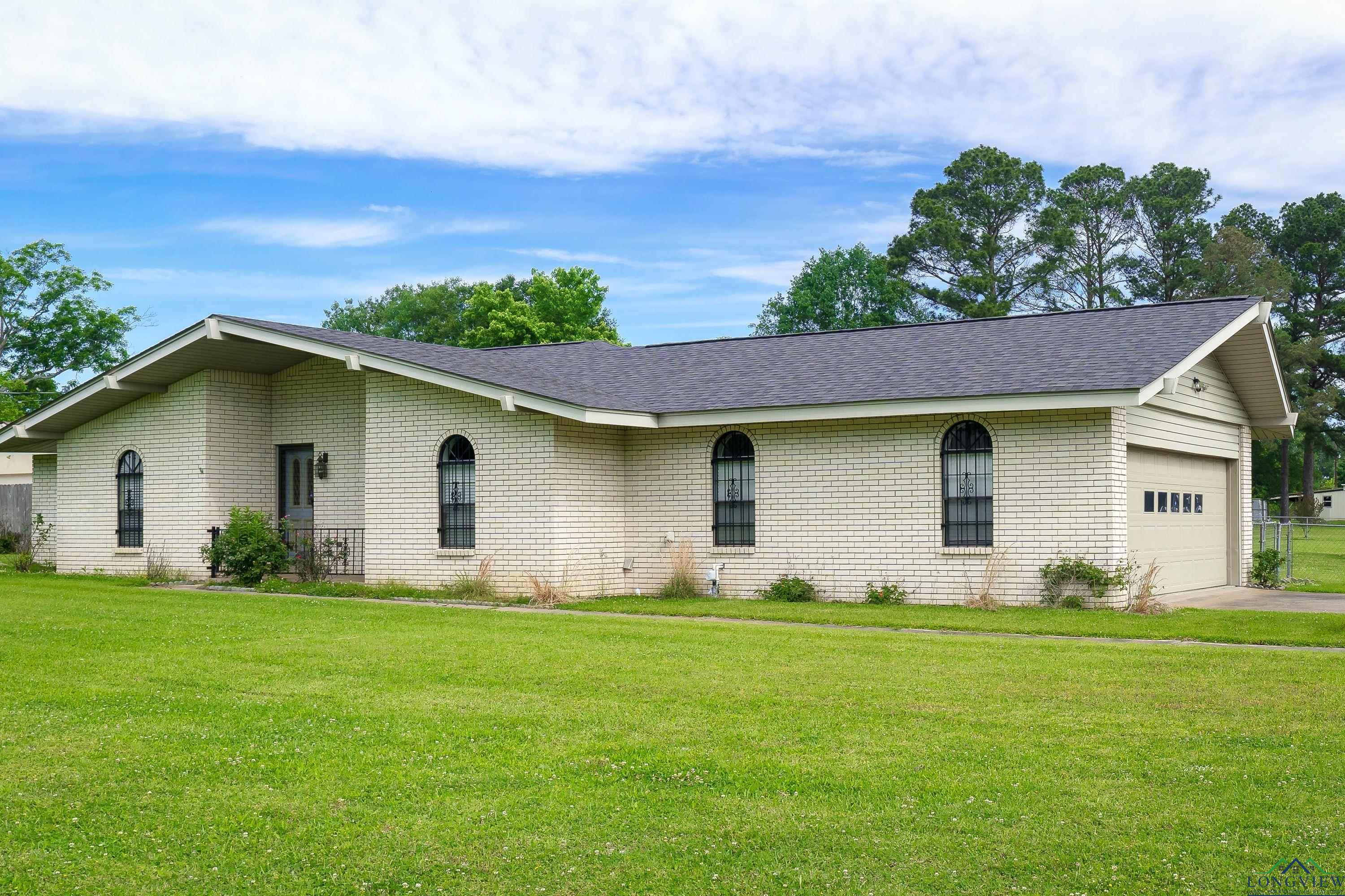 490 Southfield Ln, Marshall, Texas image 2