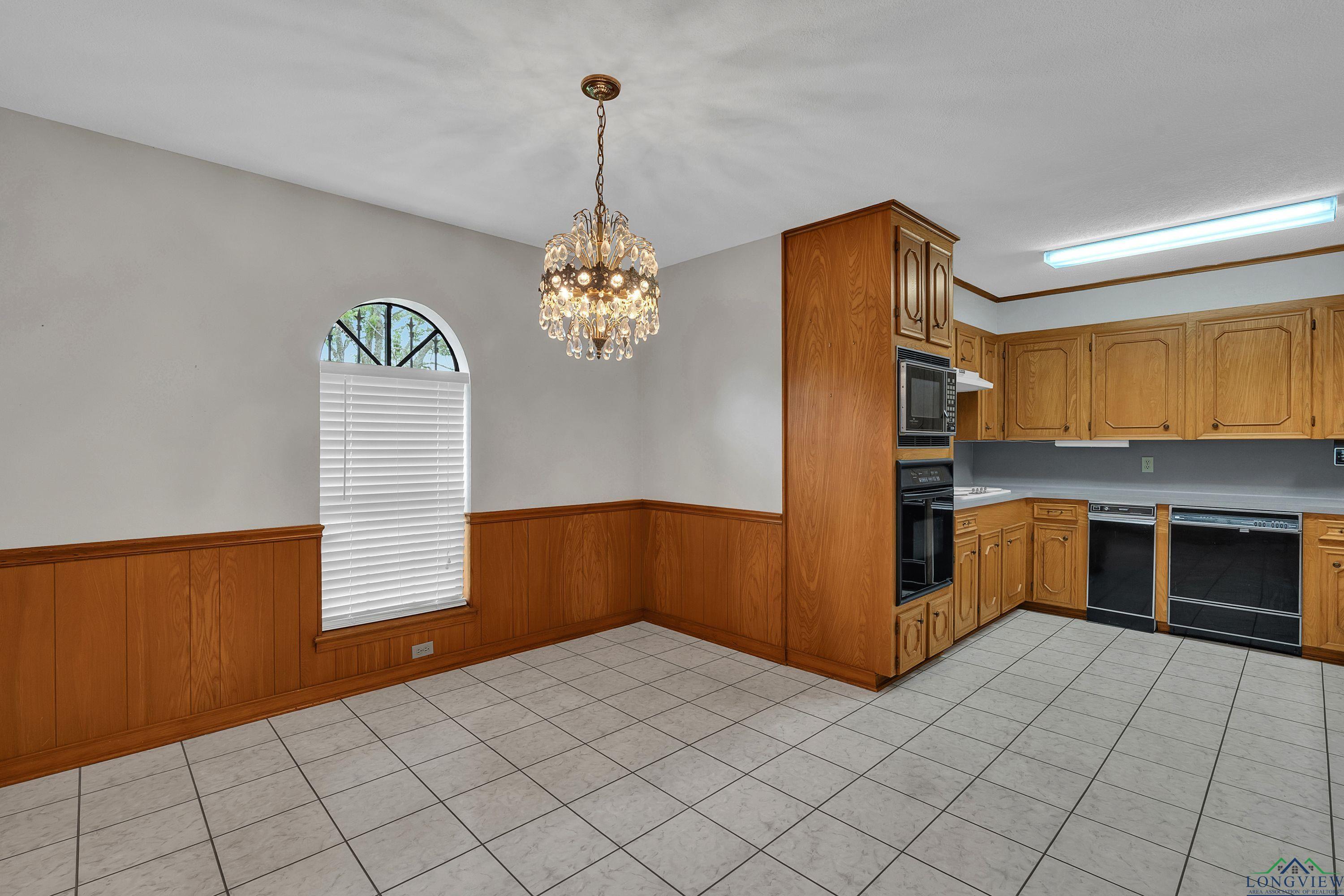 490 Southfield Ln, Marshall, Texas image 9