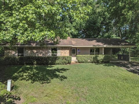 Homes For Sale - 307 Freedom St<br/> Gregg County, Longview, TX 75604