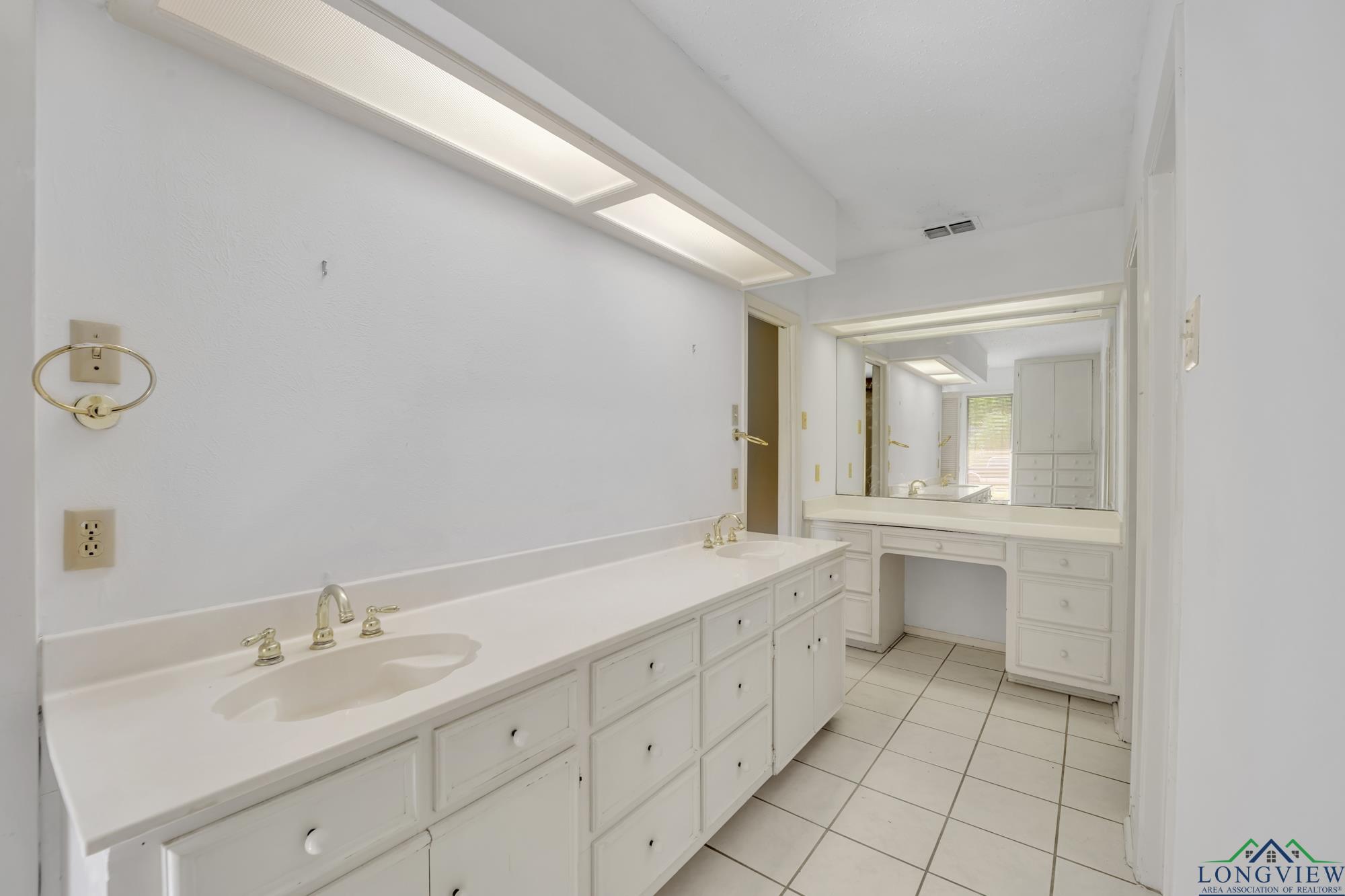 3404 Rockbrook, Kilgore, Texas image 35