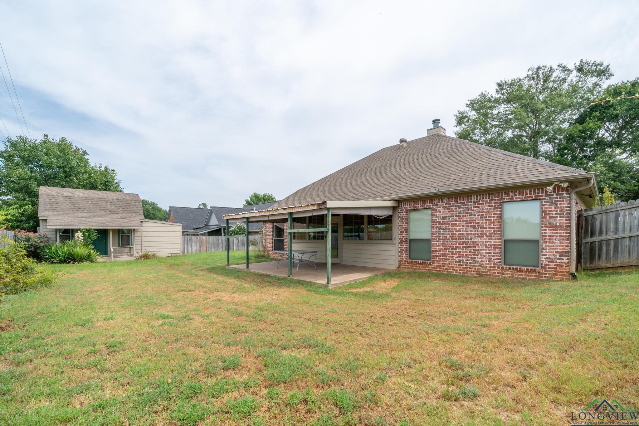 104 Rodessa Trail, White Oak, Texas image 38