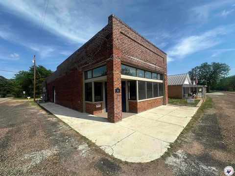 Homes For Sale - 100 Central Avenue<br/> Marietta, TX 75566