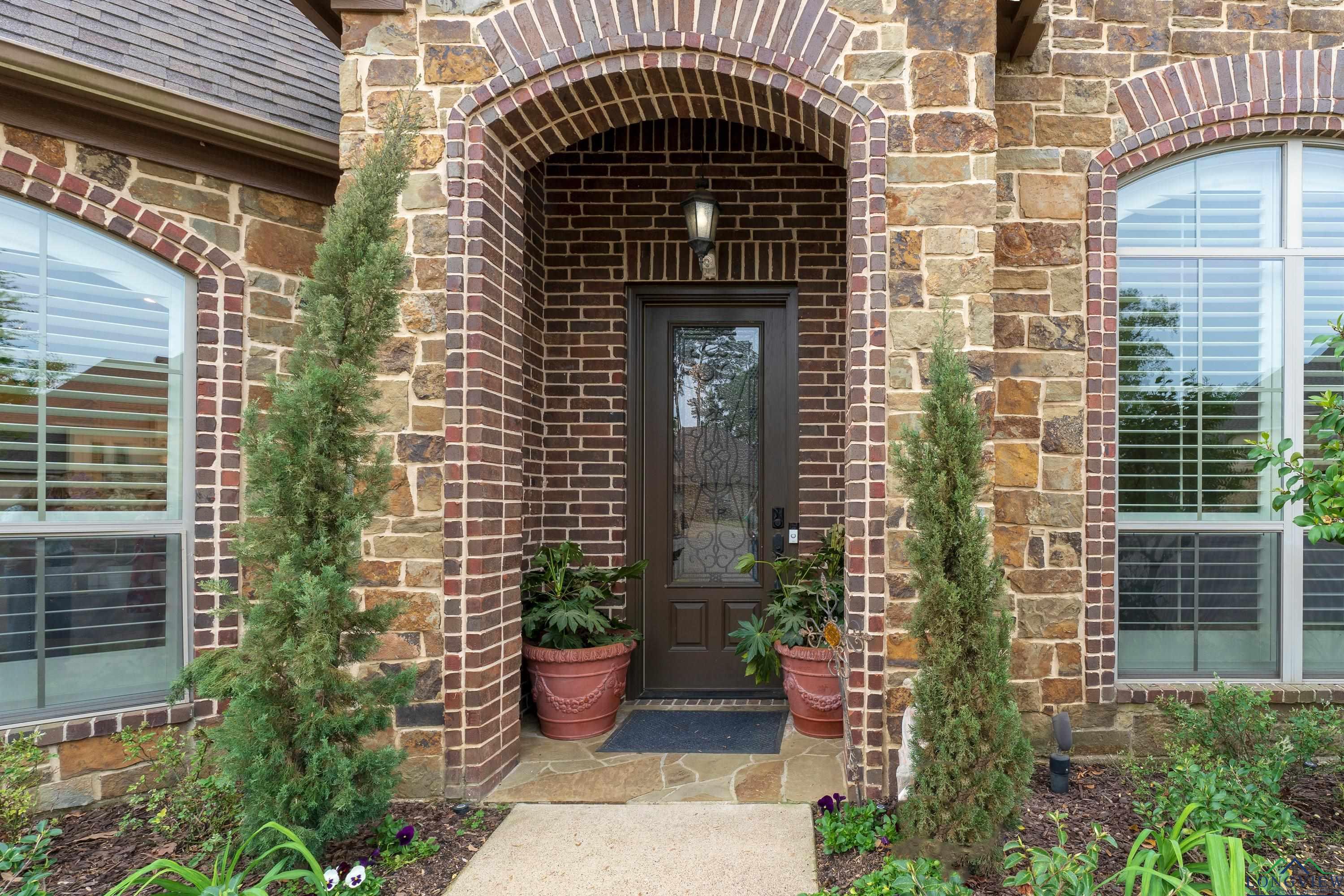 1008 Chateau Ct, Longview, Texas image 4