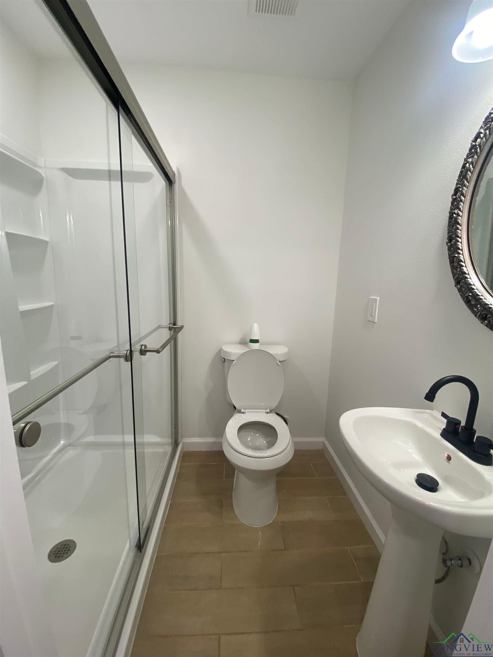 302 E Peak St, Daingerfield, New Mexico image 10