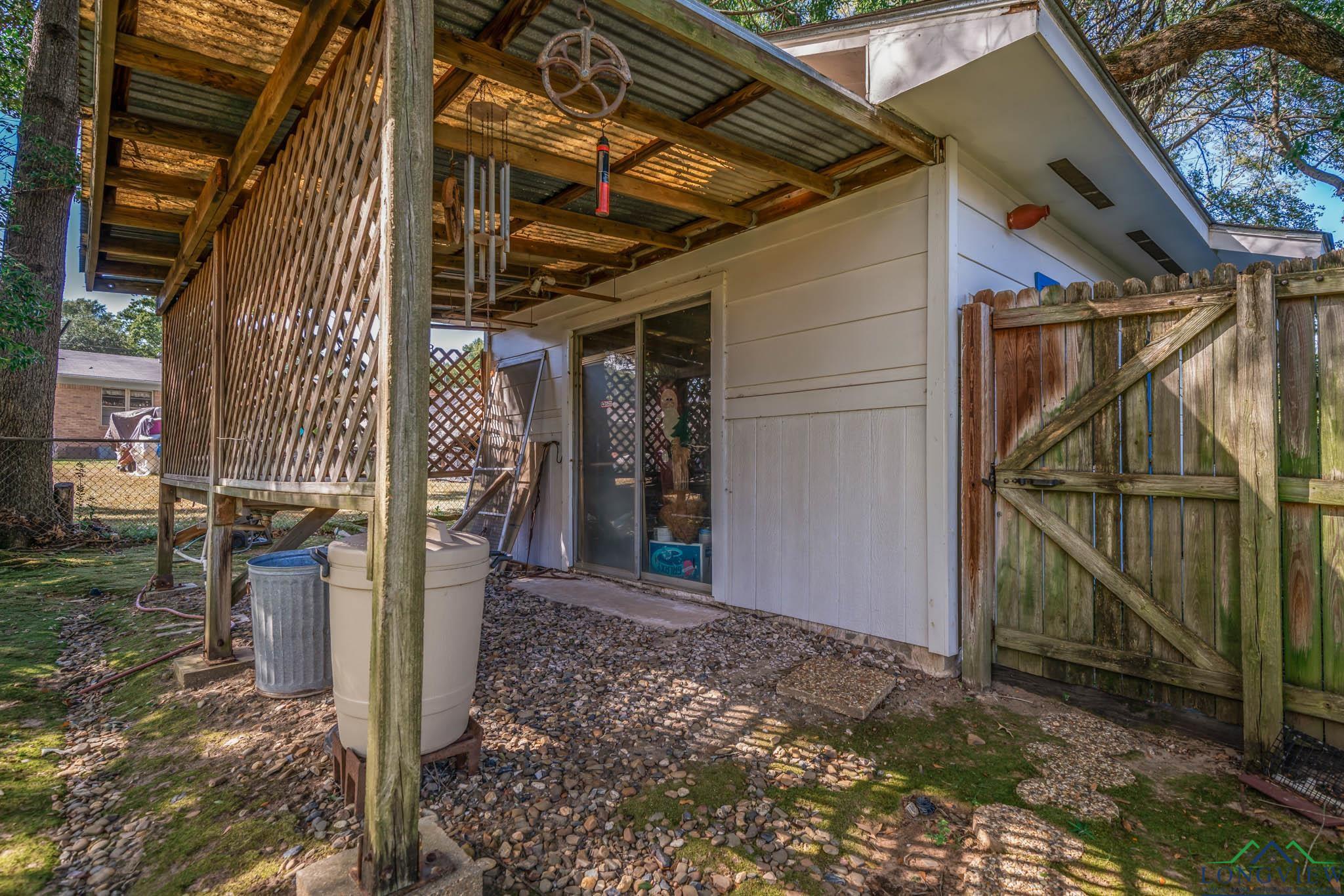 2311 Pickett St, Longview, Texas image 39