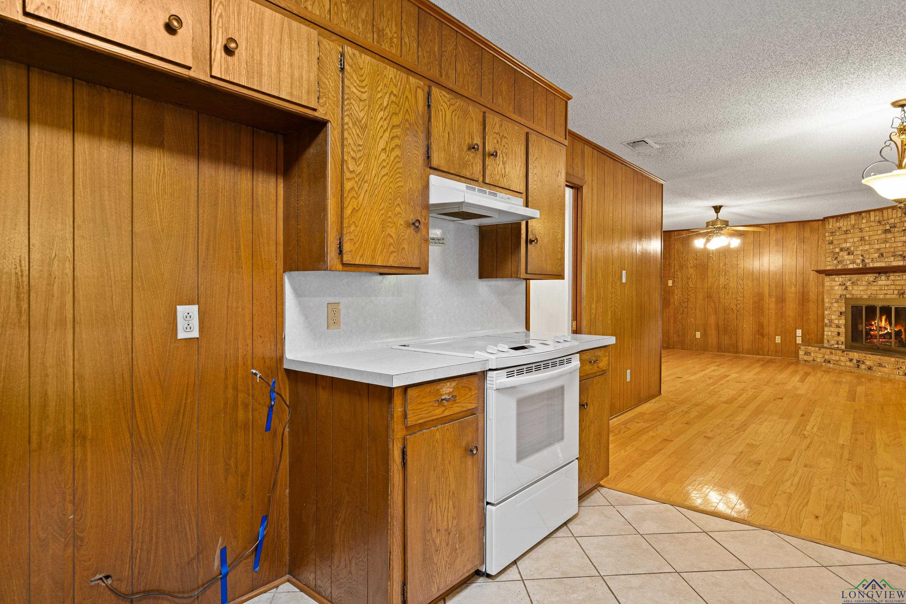 202 Vinewood Ln, Longview, Texas image 17