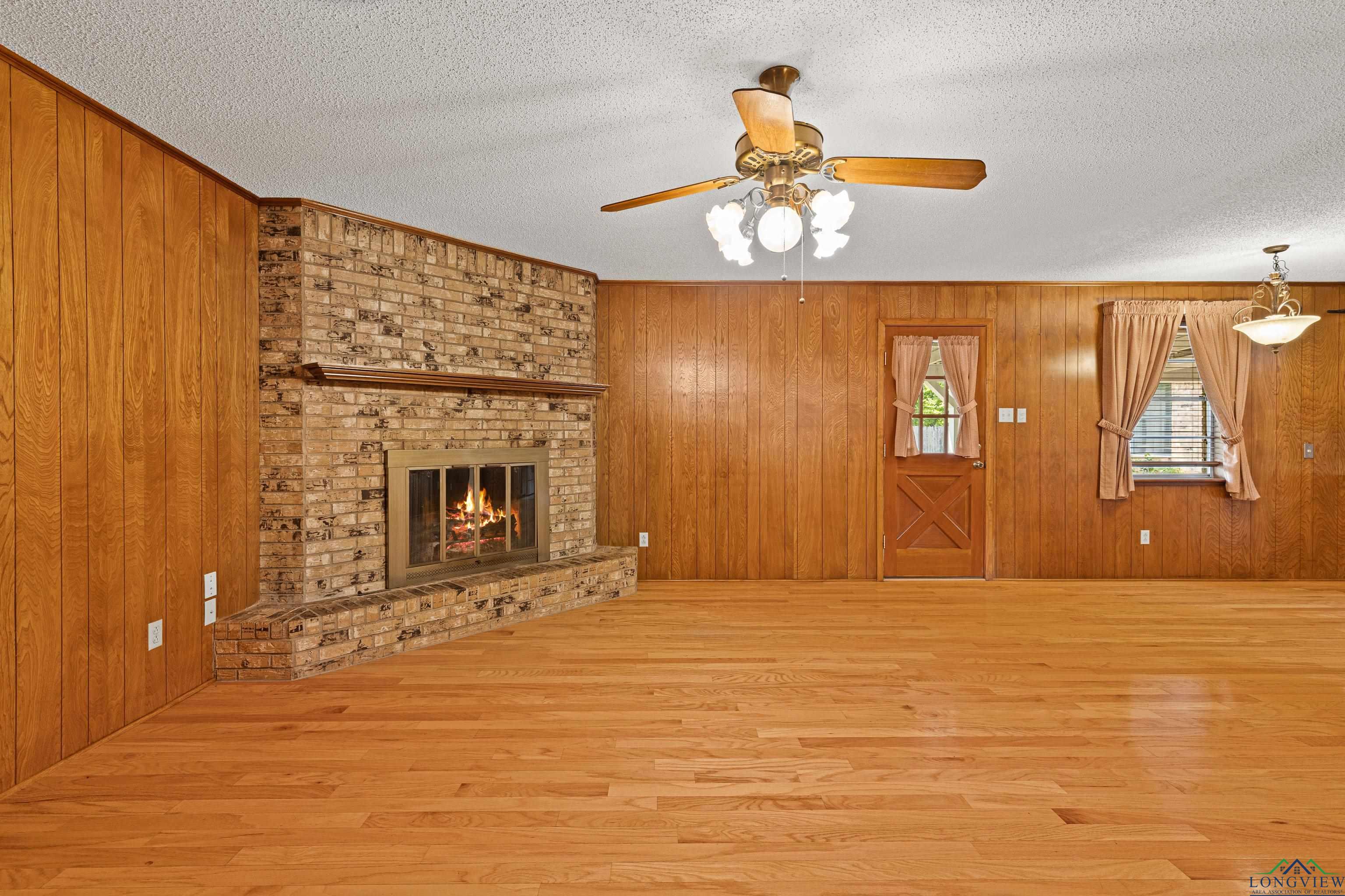 202 Vinewood Ln, Longview, Texas image 11
