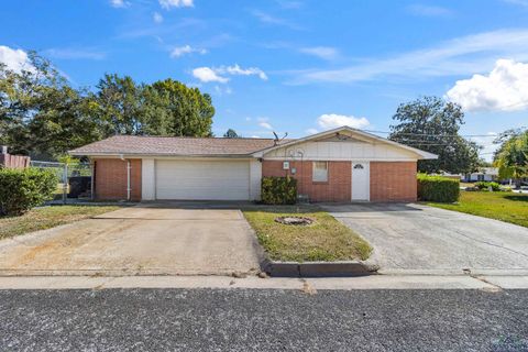 A home in Longview