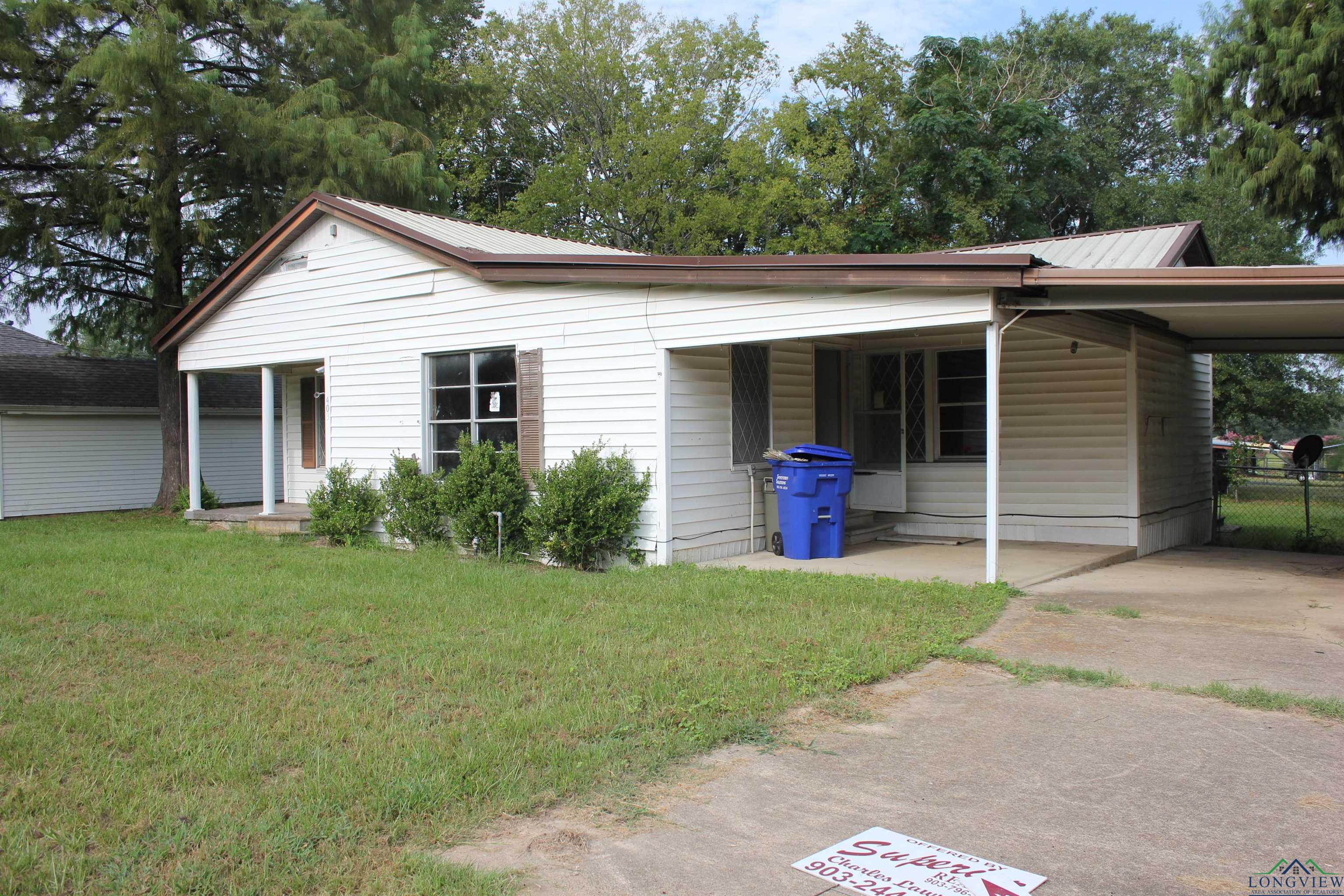 403 N Foster, Linden, Texas image 3