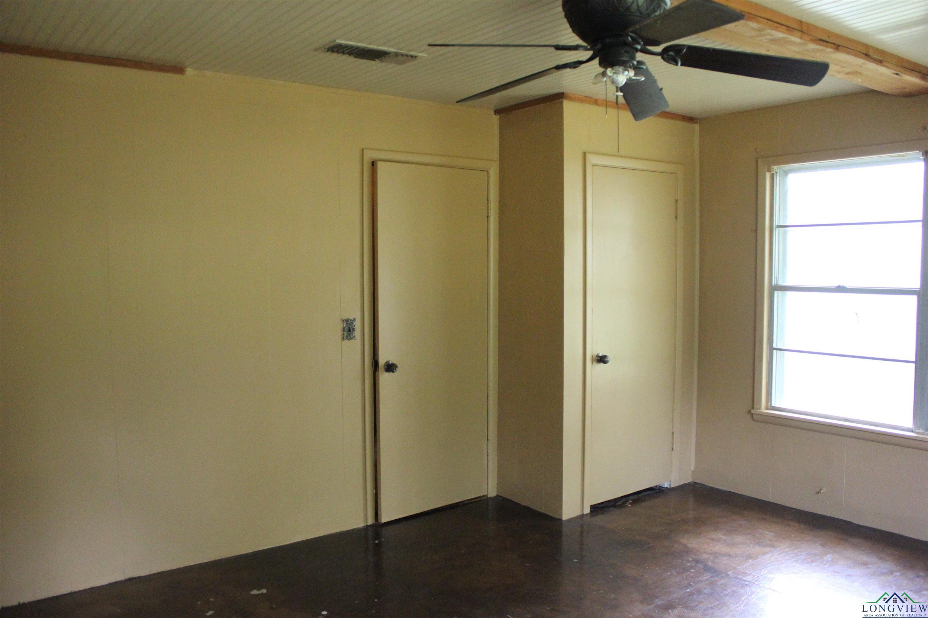 403 N Foster, Linden, Texas image 2