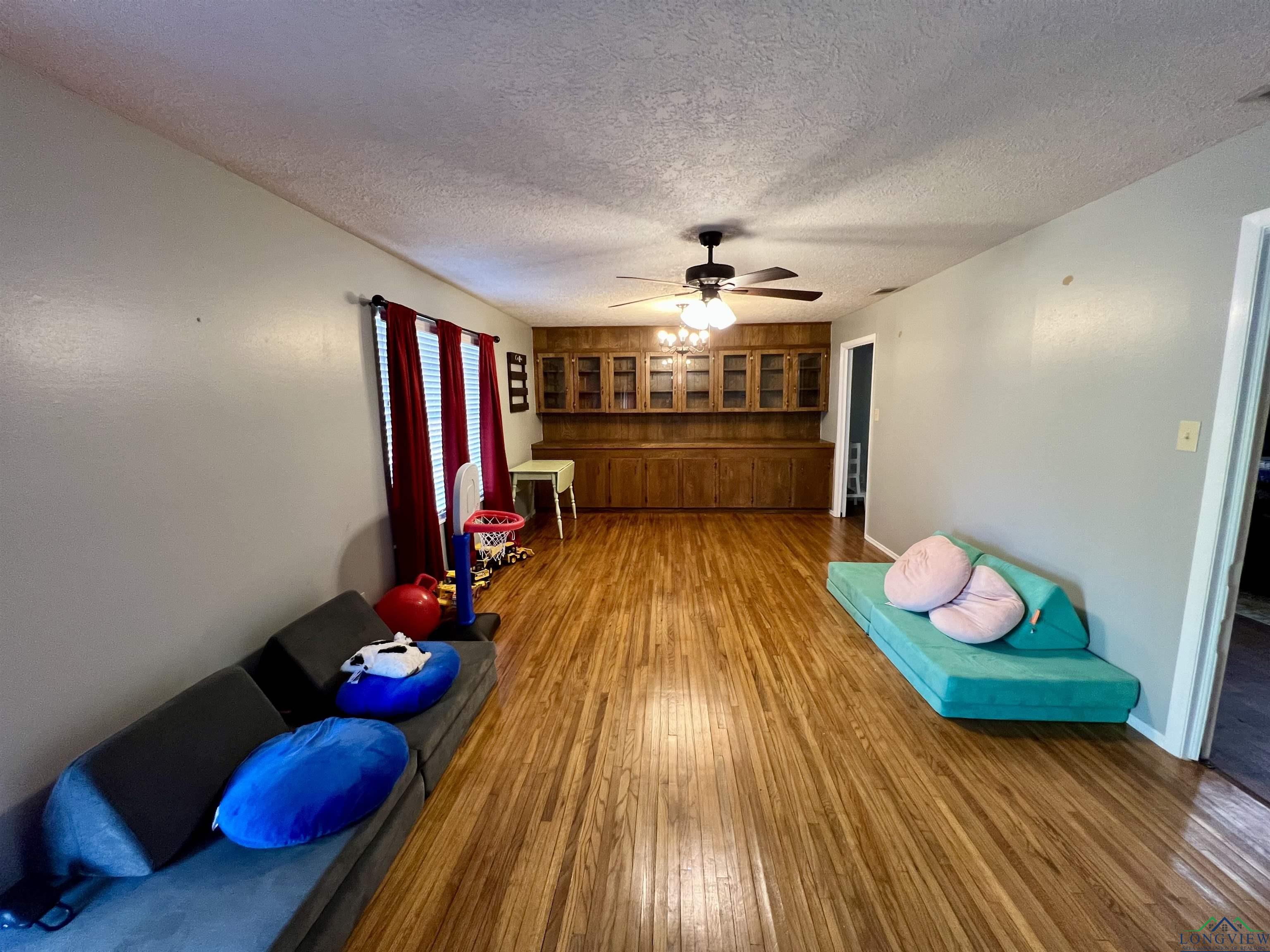 1523 Young St, Henderson, Texas image 13