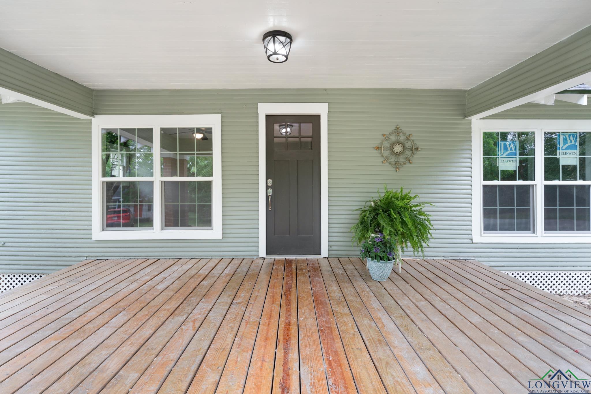 913 Church St, Winnsboro, Texas image 4