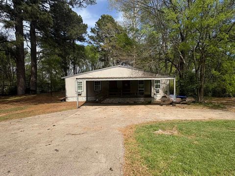 Multifamily For Sale - 505 W Sycamore Ln<br/> Gregg County, Longview, TX 75604