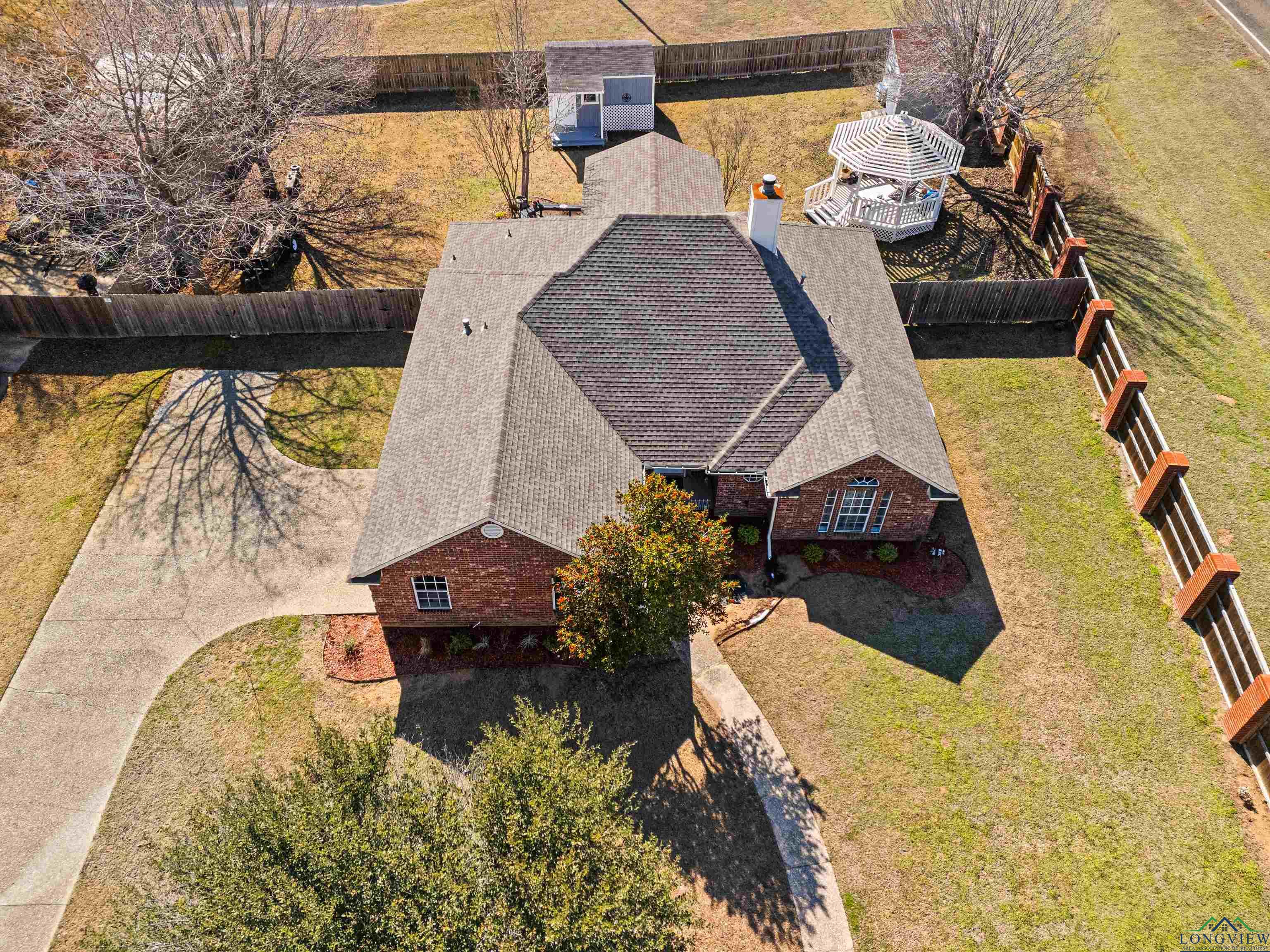 102 Fairway St, Chandler, Texas image 44