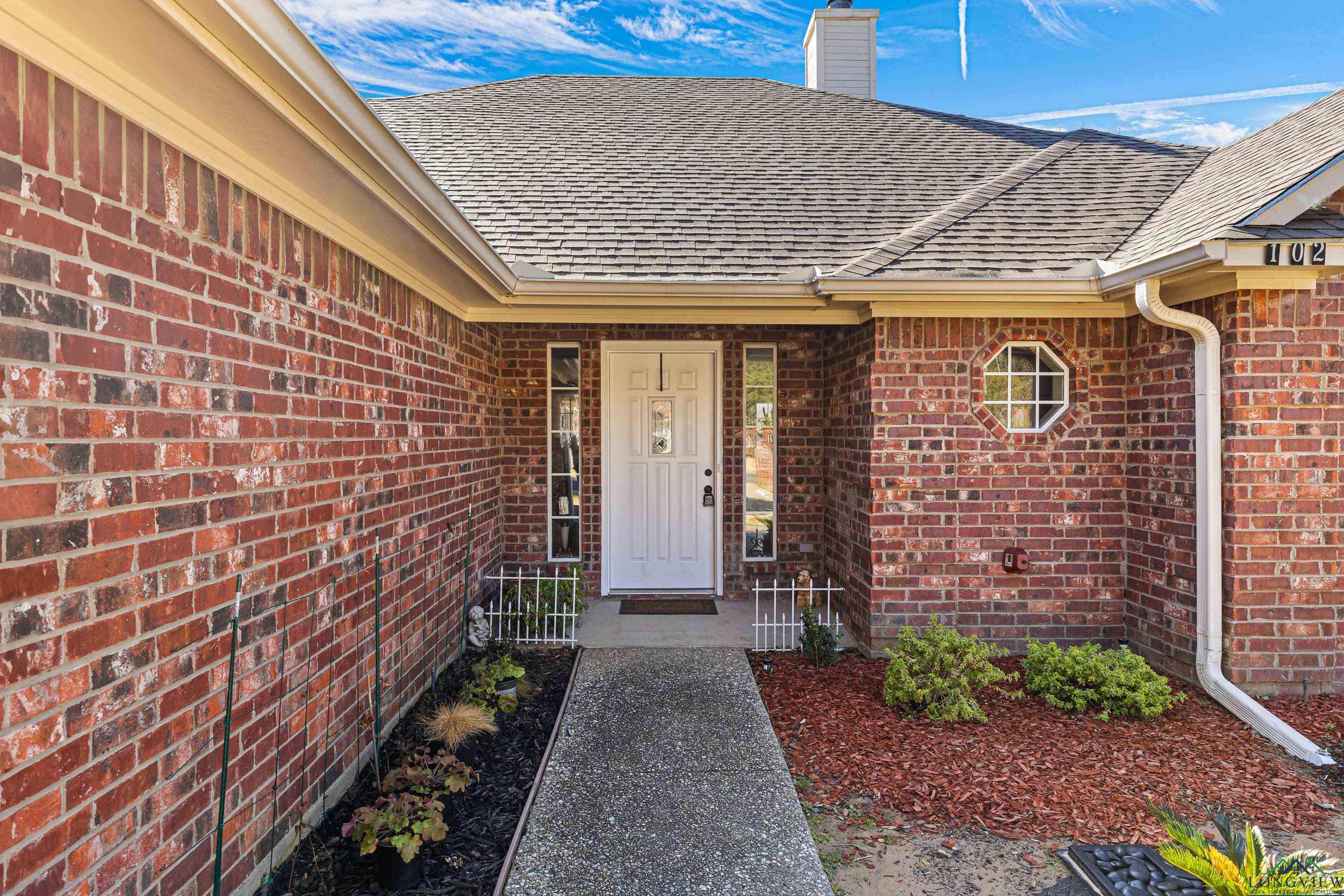 102 Fairway St, Chandler, Texas image 5