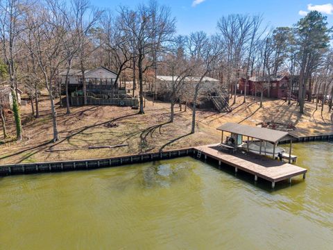 Homes For Sale - 305 South Park Rd<br/> Scroggins, TX 75480
