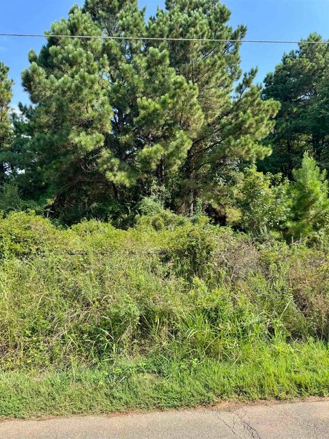 Vacant Land For Sale - 804 E Jefferson<br/> Harrison County, Waskom, TX 75692