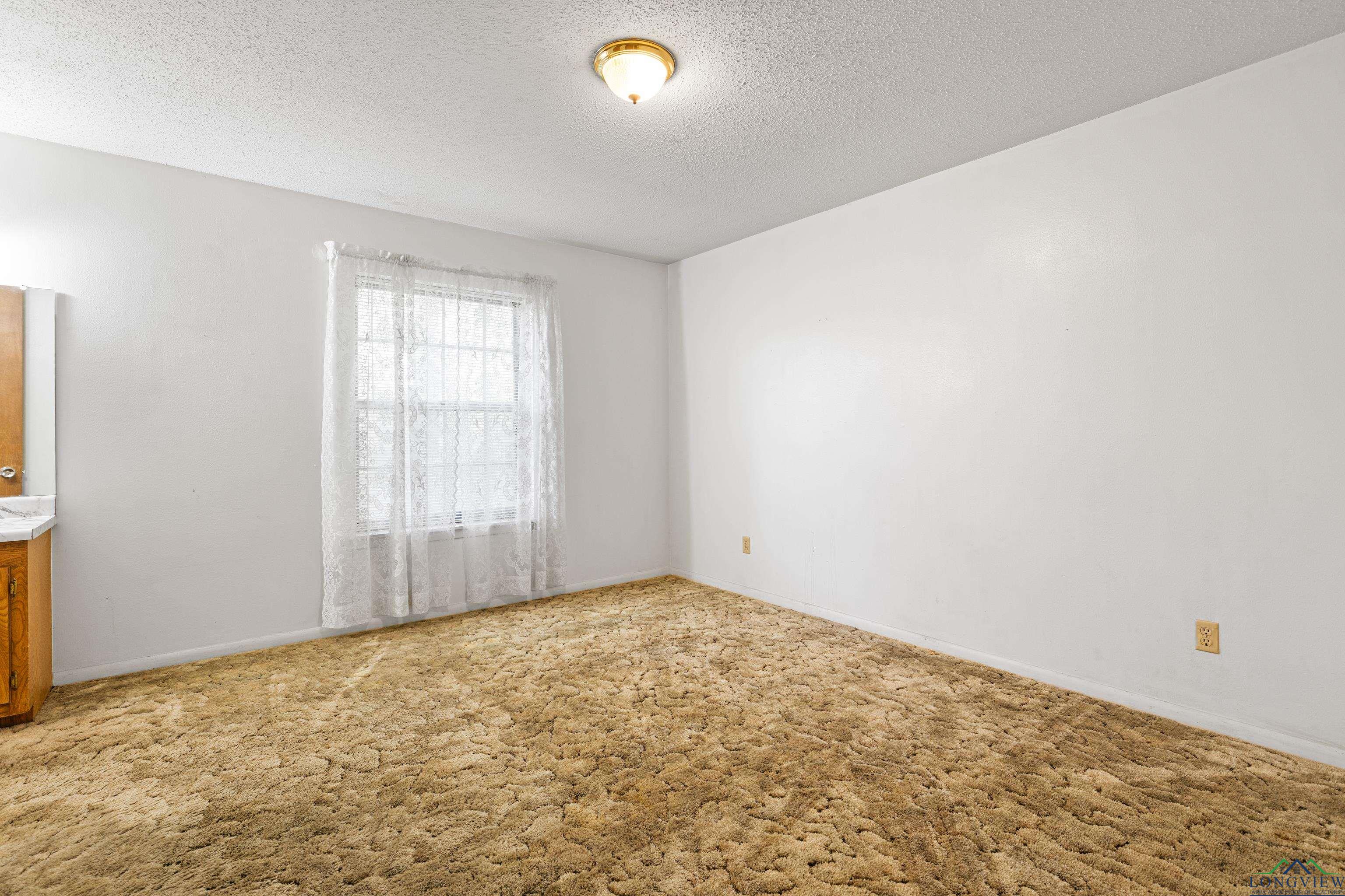 2803 Amberwood Drive, Longview, Texas image 21