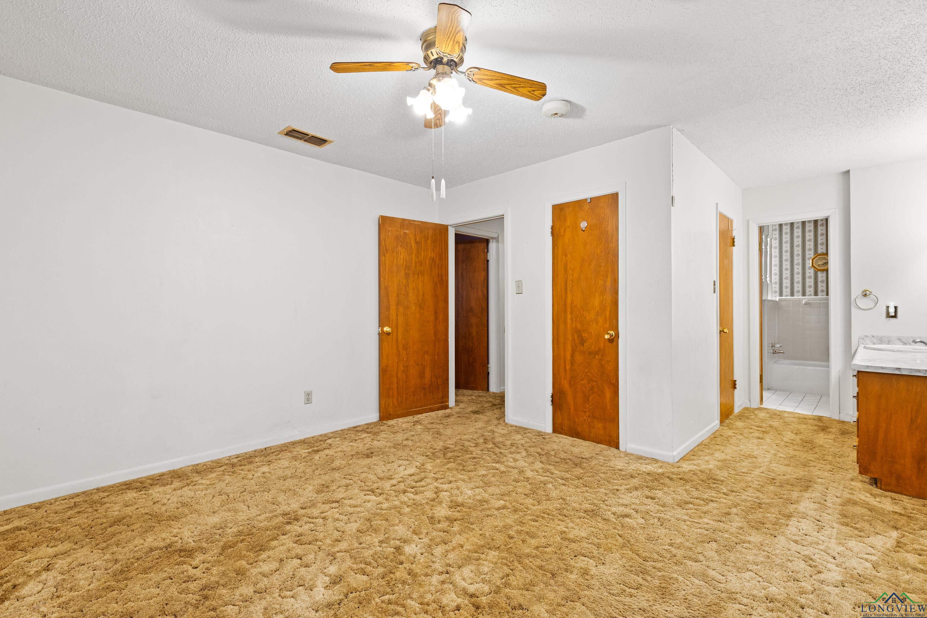 2803 Amberwood Drive, Longview, Texas image 29