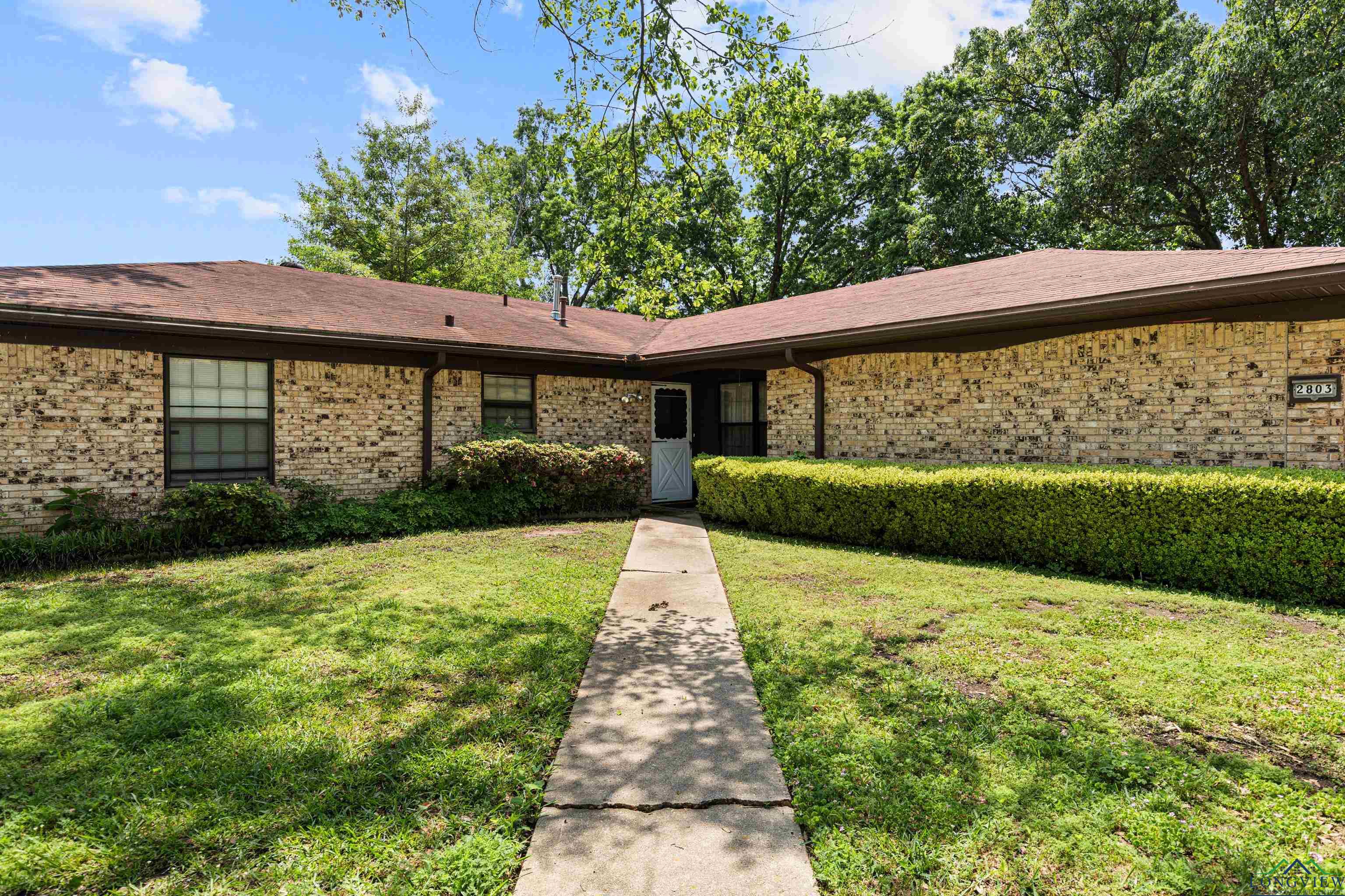 2803 Amberwood Drive, Longview, Texas image 44