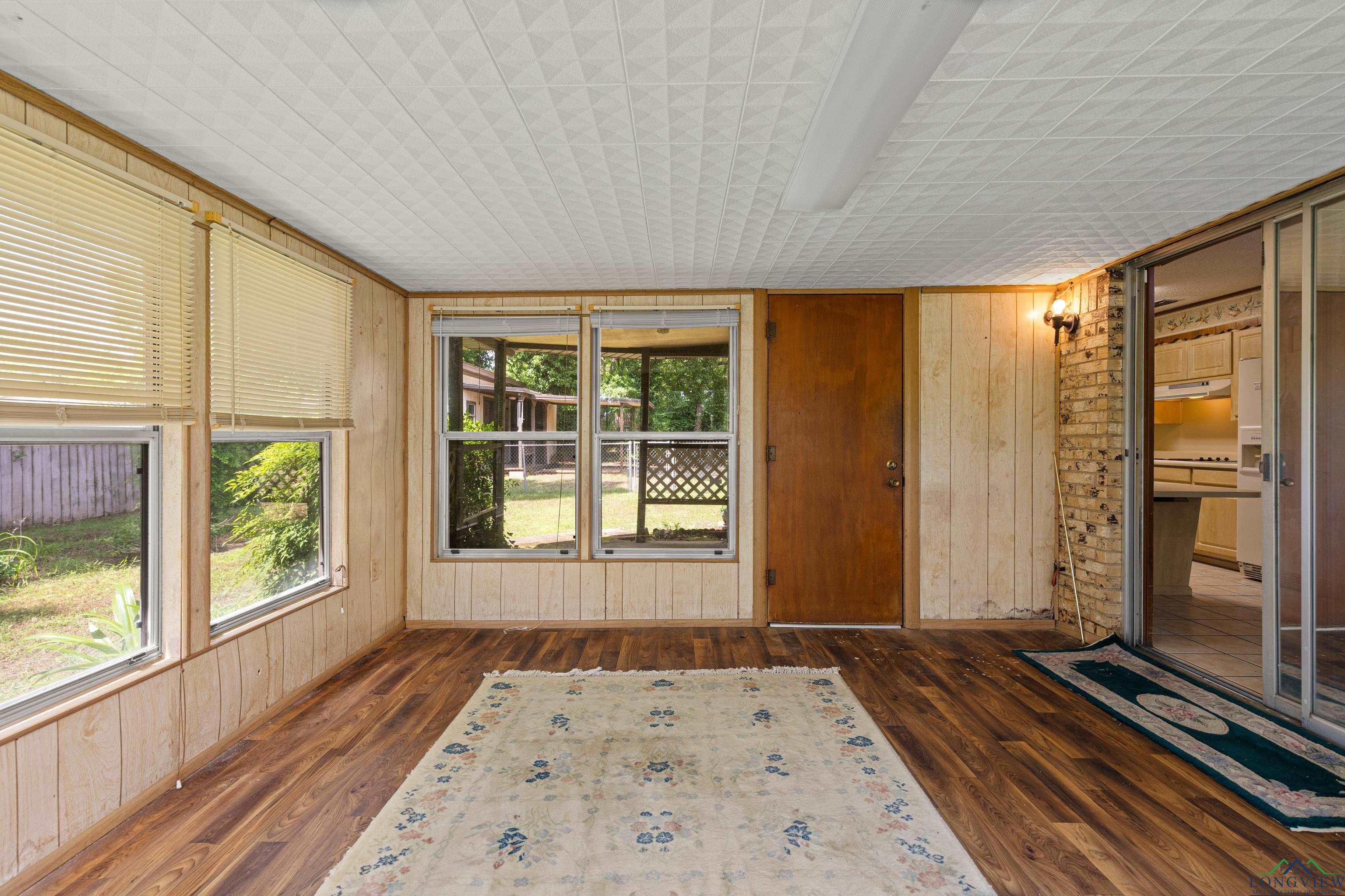 2803 Amberwood Drive, Longview, Texas image 18