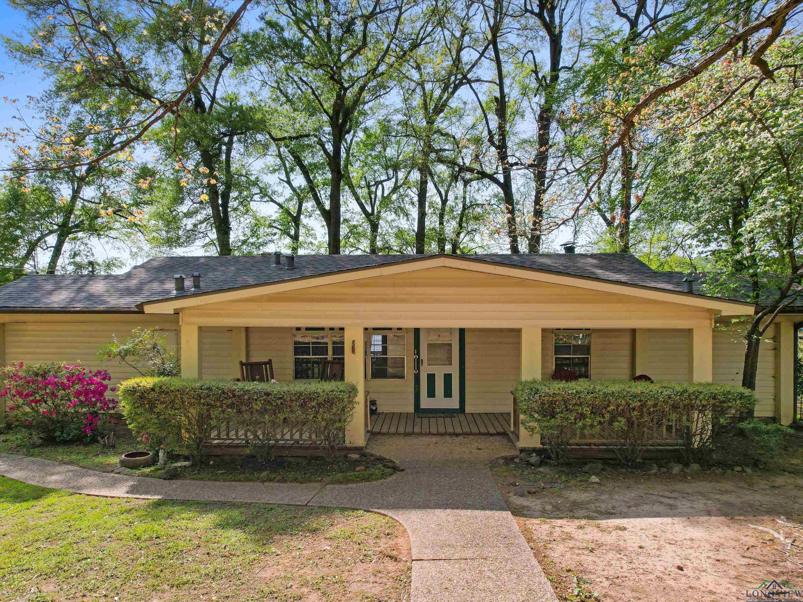 3065 E Lake, Gladewater, Texas image 5